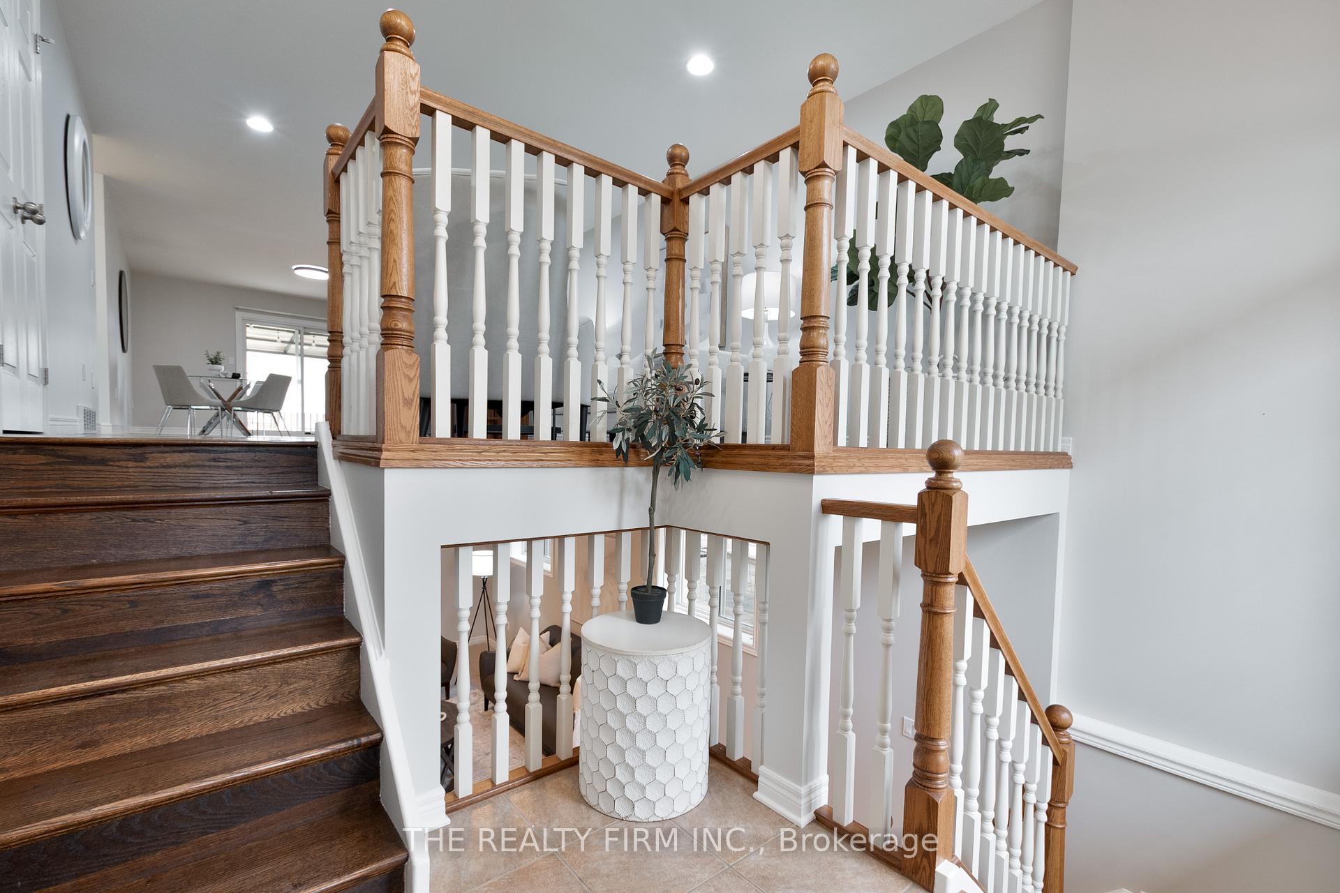 Photo 17 of 73 Bridle Path, Strathroy-Caradoc, SW — HOMEH