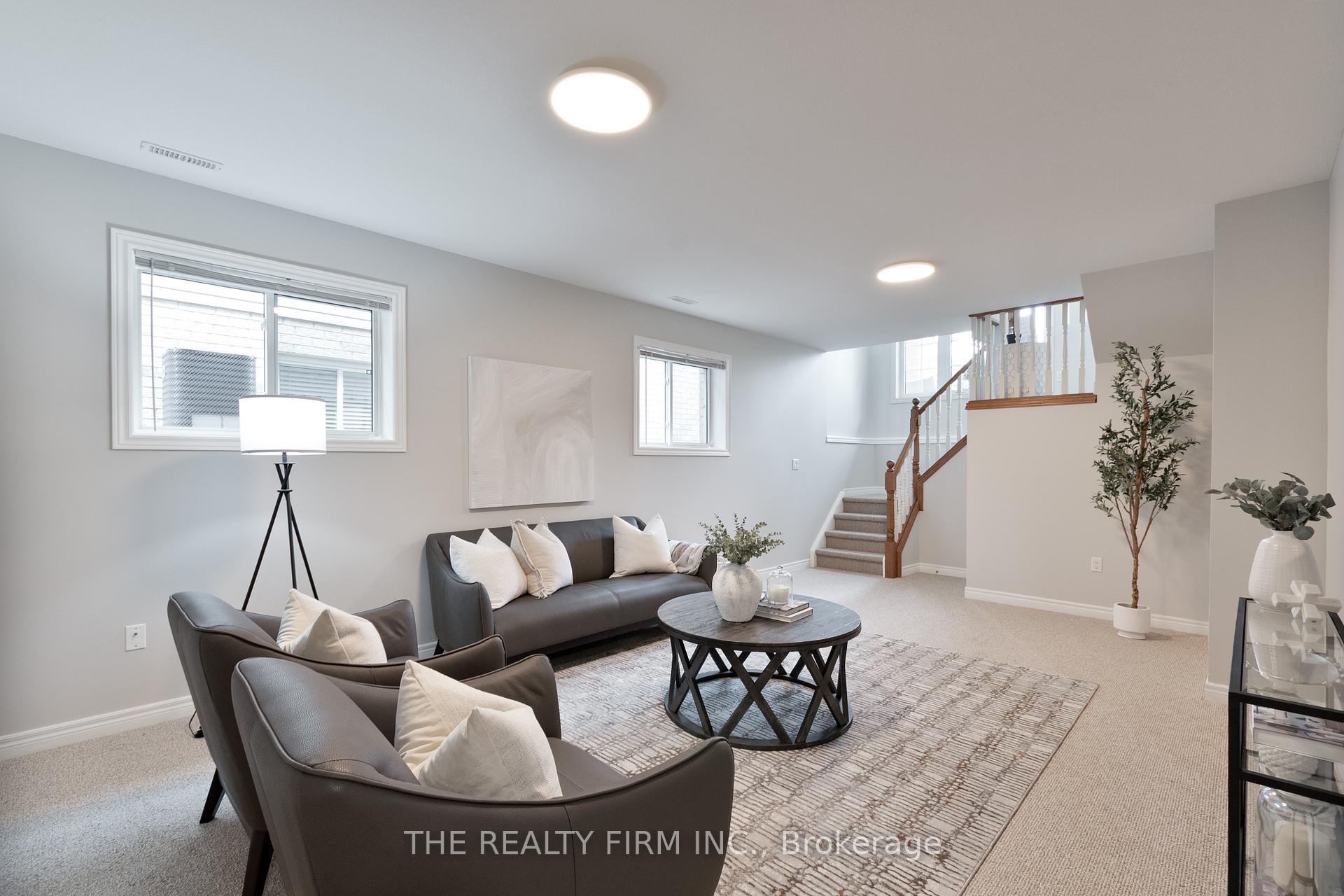 Photo 20 of 73 Bridle Path, Strathroy-Caradoc, SW — HOMEH