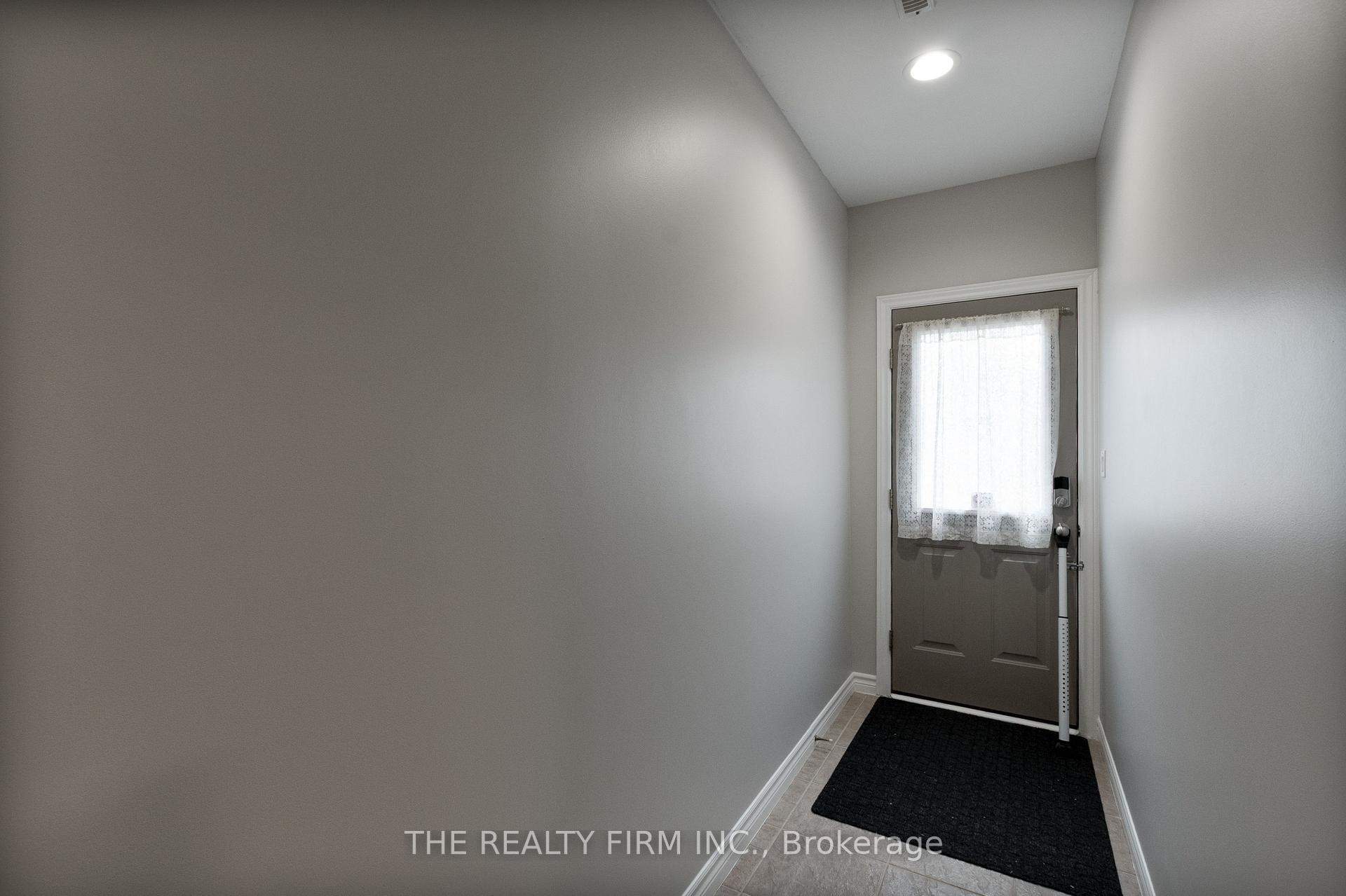 Photo 25 of 73 Bridle Path, Strathroy-Caradoc, SW — HOMEH
