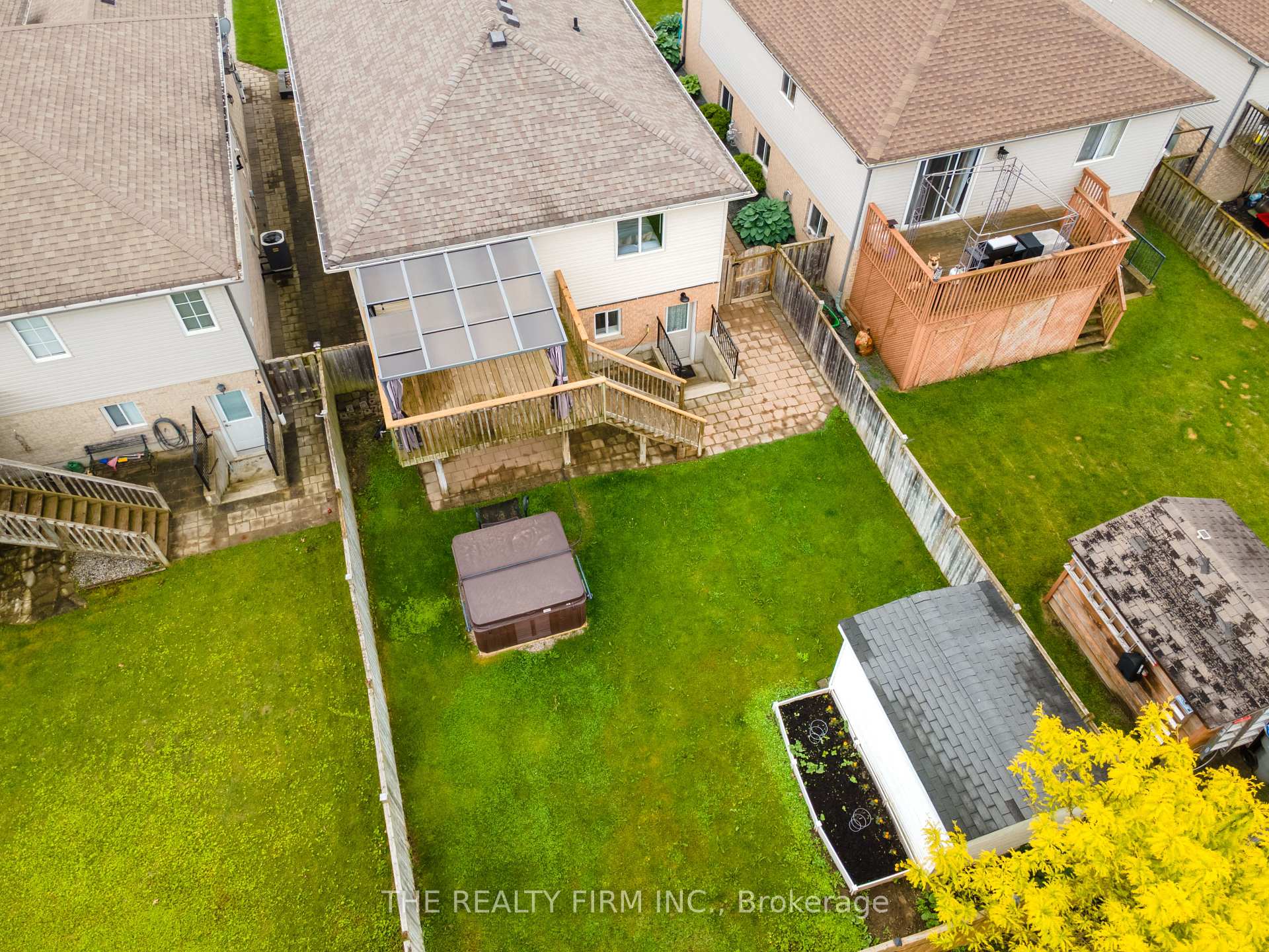 Photo 34 of 73 Bridle Path, Strathroy-Caradoc, SW — HOMEH