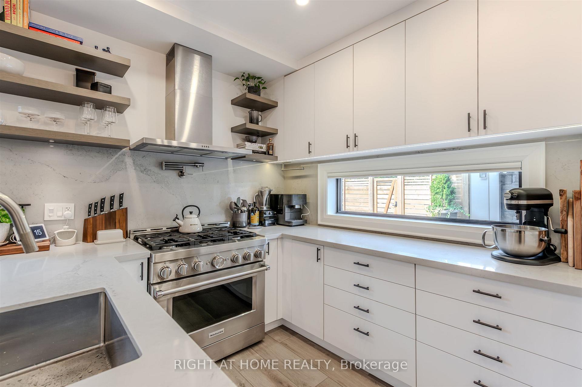 Photo 7 of 85R Condor Avenue, Toronto, Blake-Jones — HOMEH