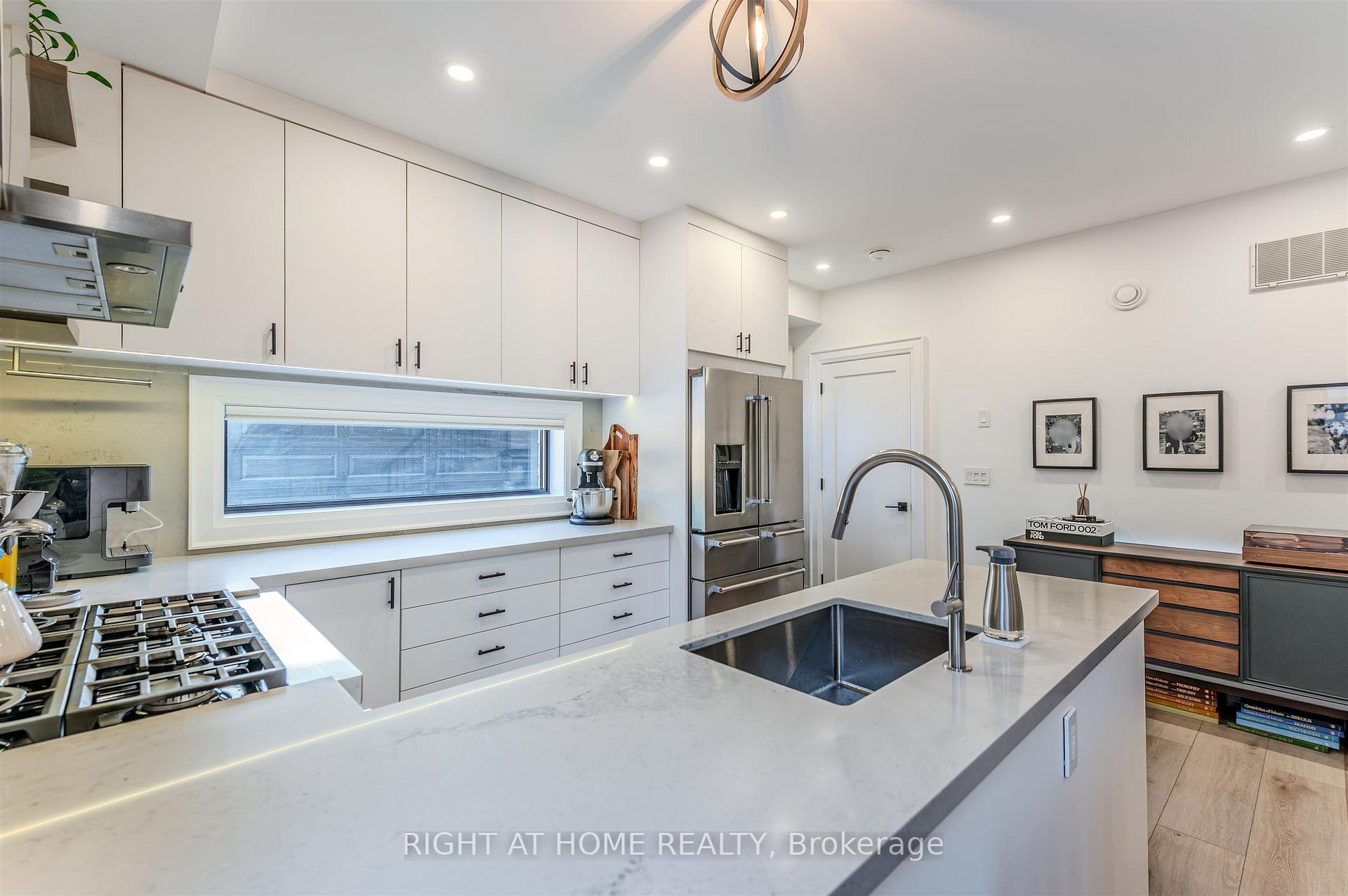 Photo 9 of 85R Condor Avenue, Toronto, Blake-Jones — HOMEH