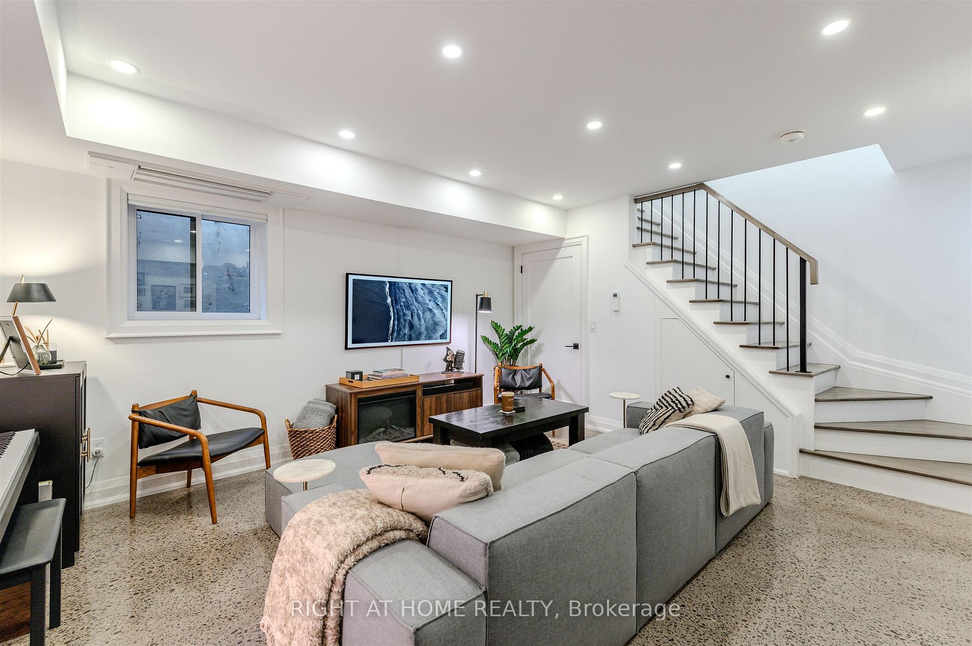 Photo 19 of 85R Condor Avenue, Toronto, Blake-Jones — HOMEH