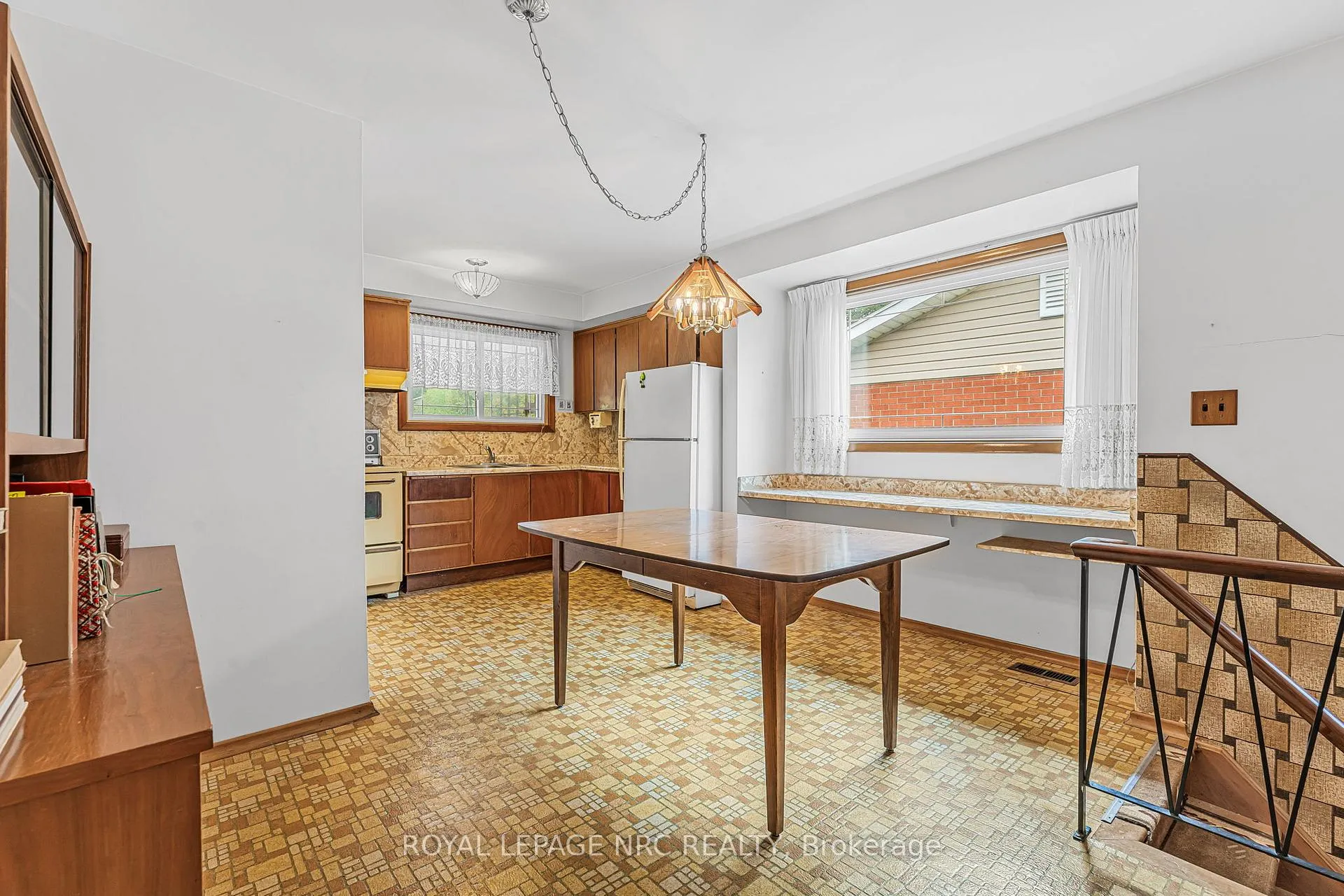 Photo 18 of 269 Rainbow Drive, Hamilton, Corman — HOMEH