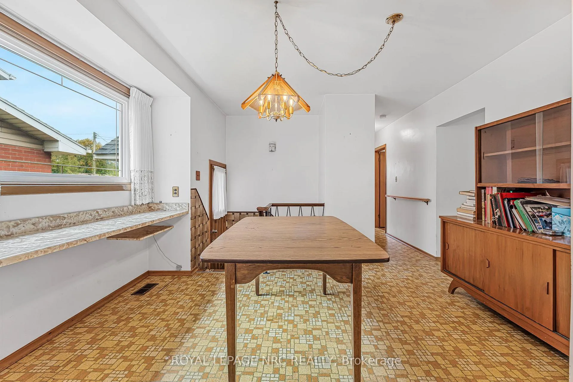 Photo 19 of 269 Rainbow Drive, Hamilton, Corman — HOMEH