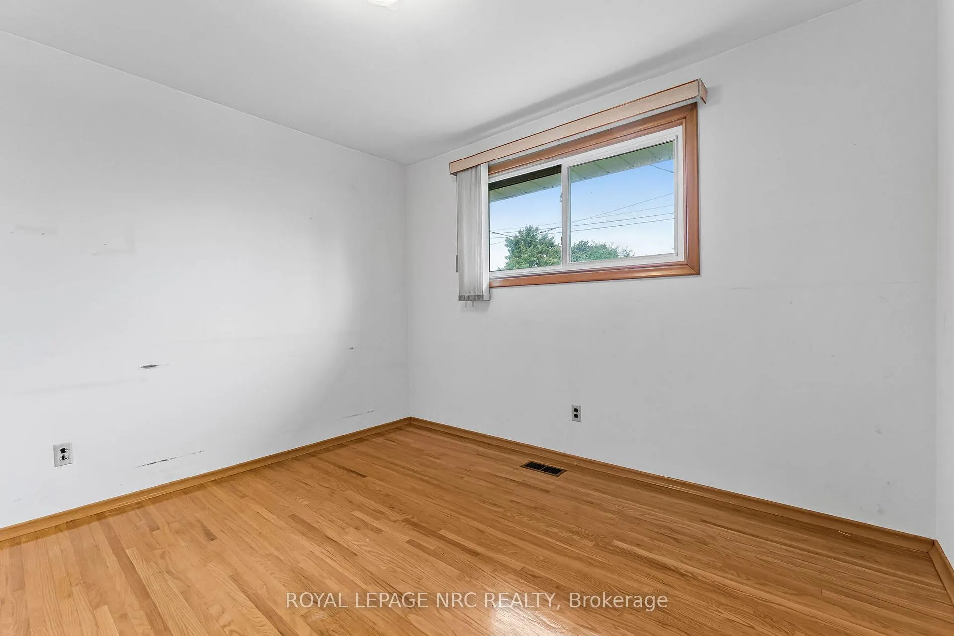 Photo 24 of 269 Rainbow Drive, Hamilton, Corman — HOMEH