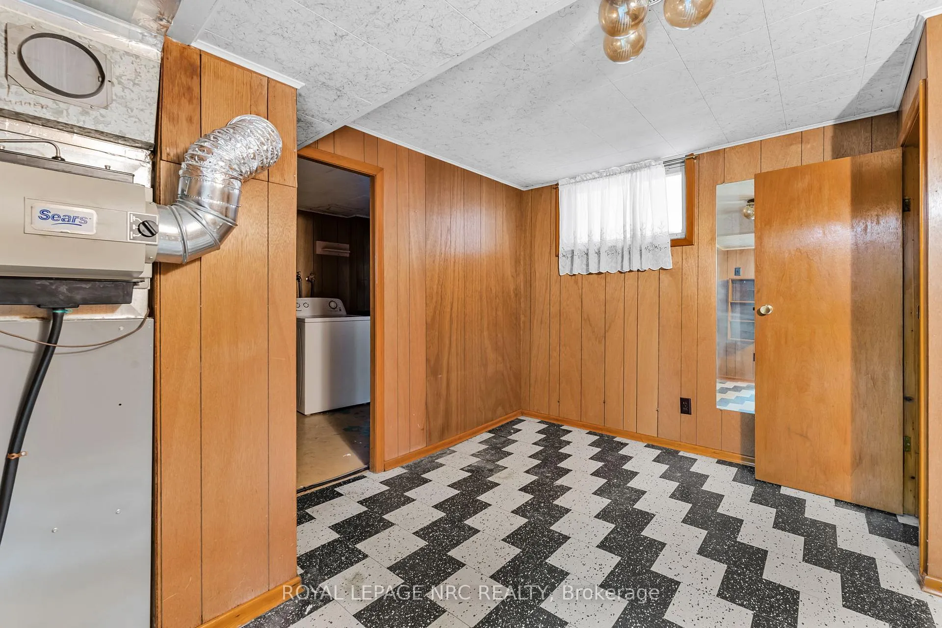 Photo 34 of 269 Rainbow Drive, Hamilton, Corman — HOMEH