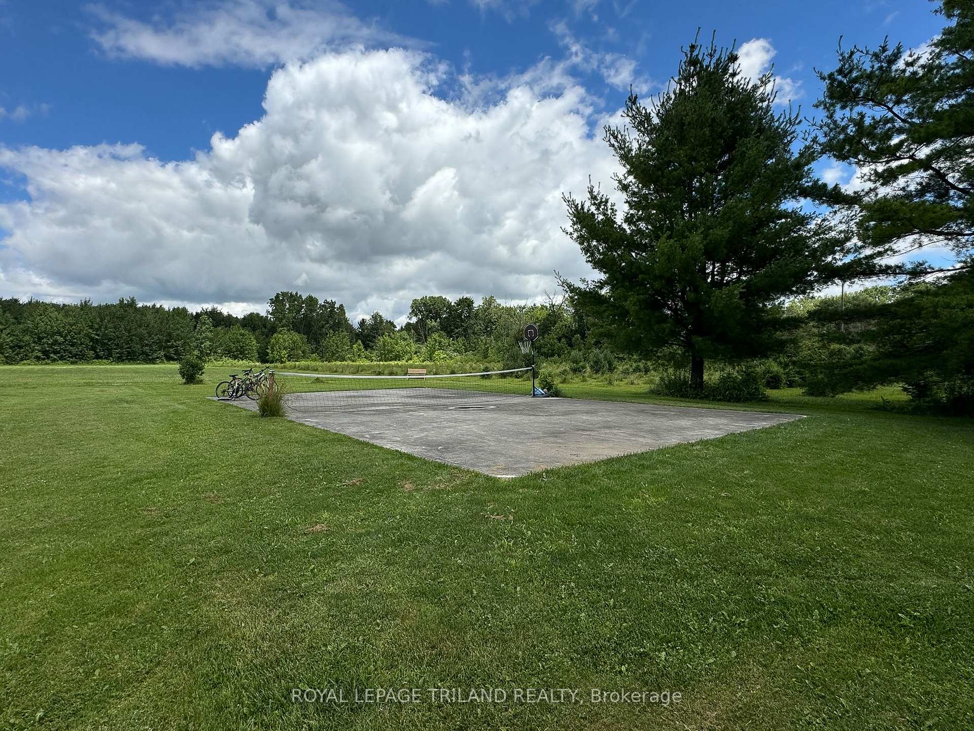 Photo 32 of 5172 Dundas Street, Thames Centre, Rural Thames Centre — HOMEH