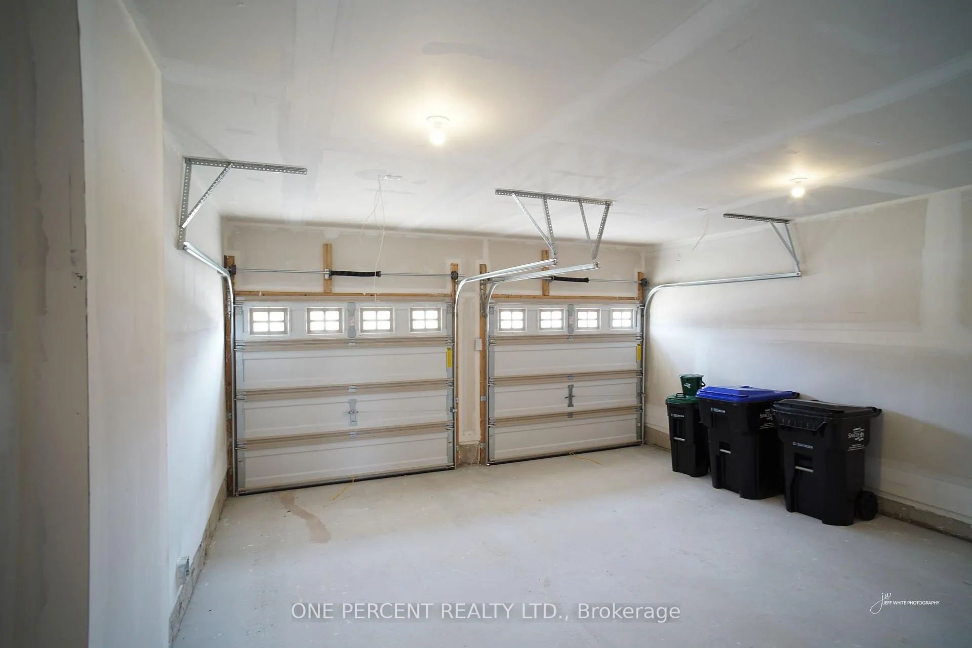 Photo 17 of 242 Springfield Crescent, Clearview, Stayner — HOMEH