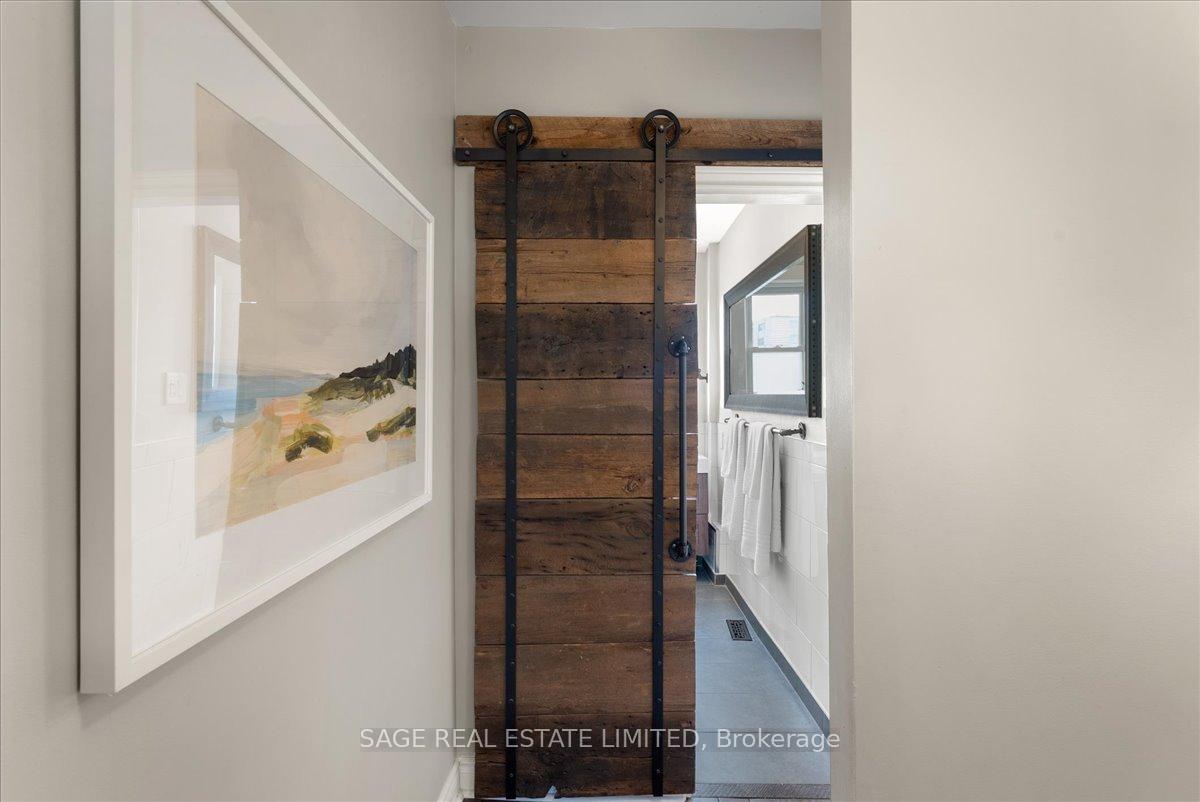 Photo 23 of 28 Pickering Street, Toronto, East End-Danforth — HOMEH