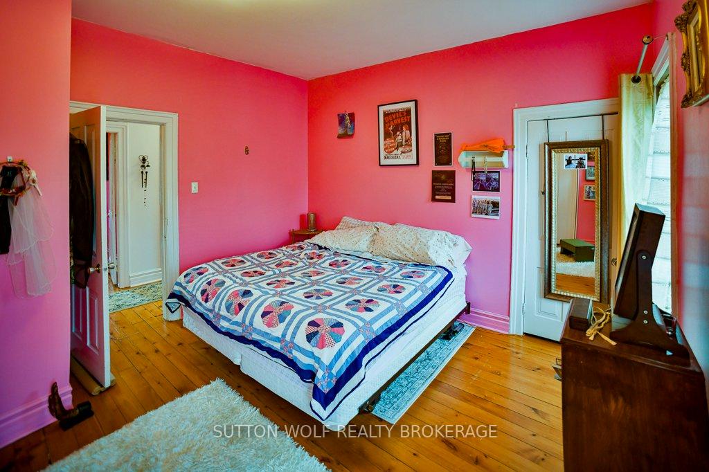 Photo 16 of 102 Front Street W, Strathroy-Caradoc, NW — HOMEH