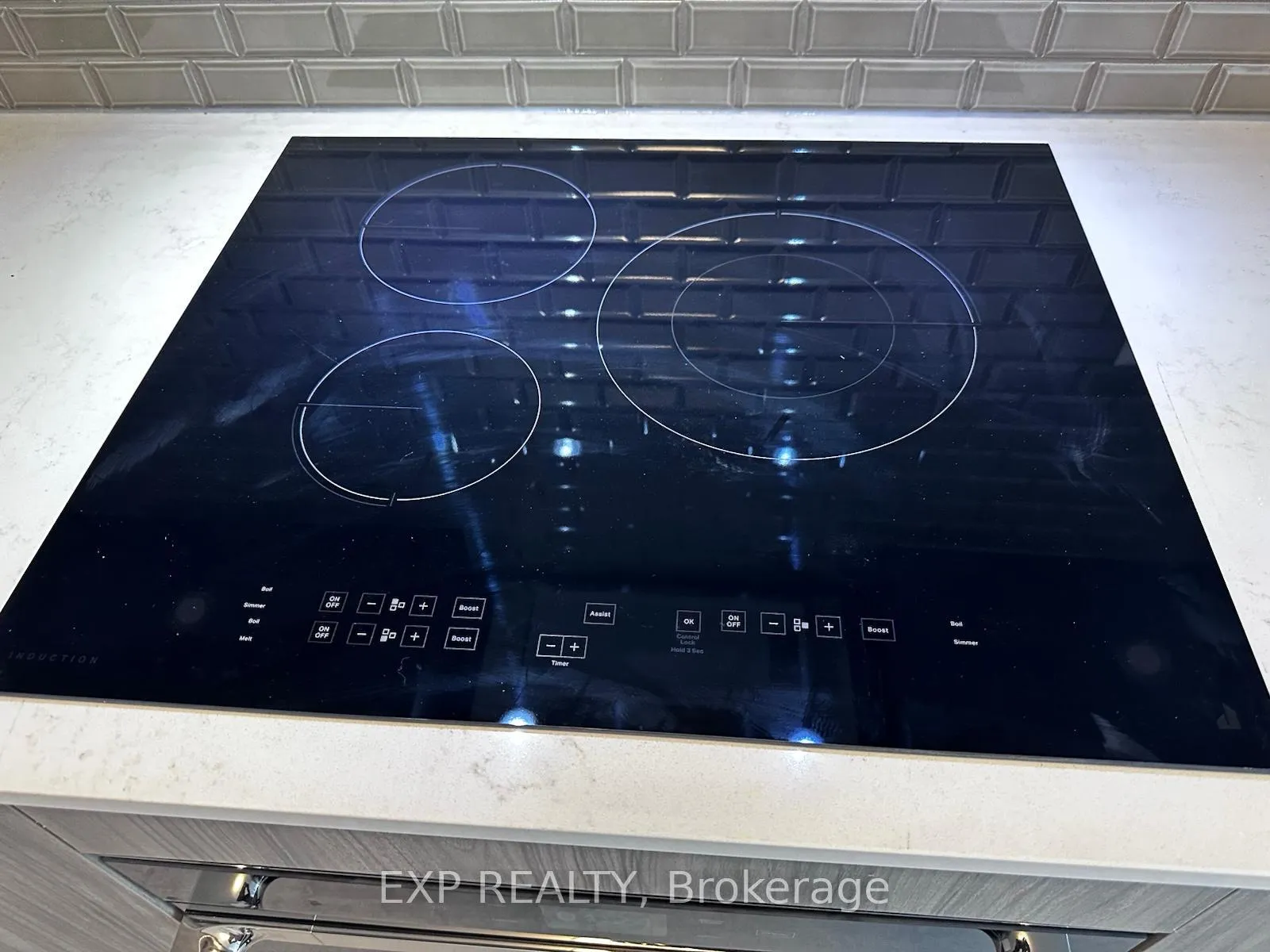 Photo 22 of Unit 3202, 65 Broadway Avenue, Toronto, Mount Pleasant West — HOMEH