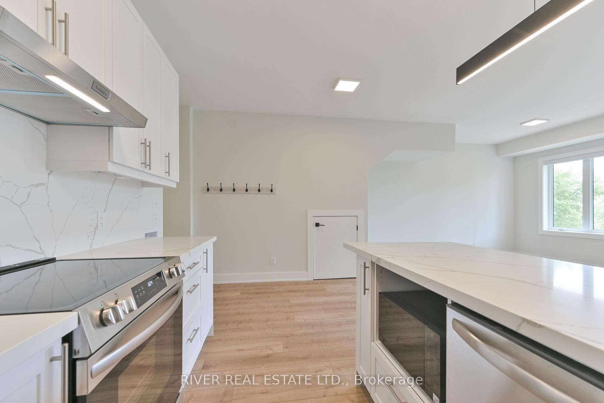 Photo 8 of Unit 3, 2420 Gerrard Street E, Toronto, East End-Danforth — HOMEH