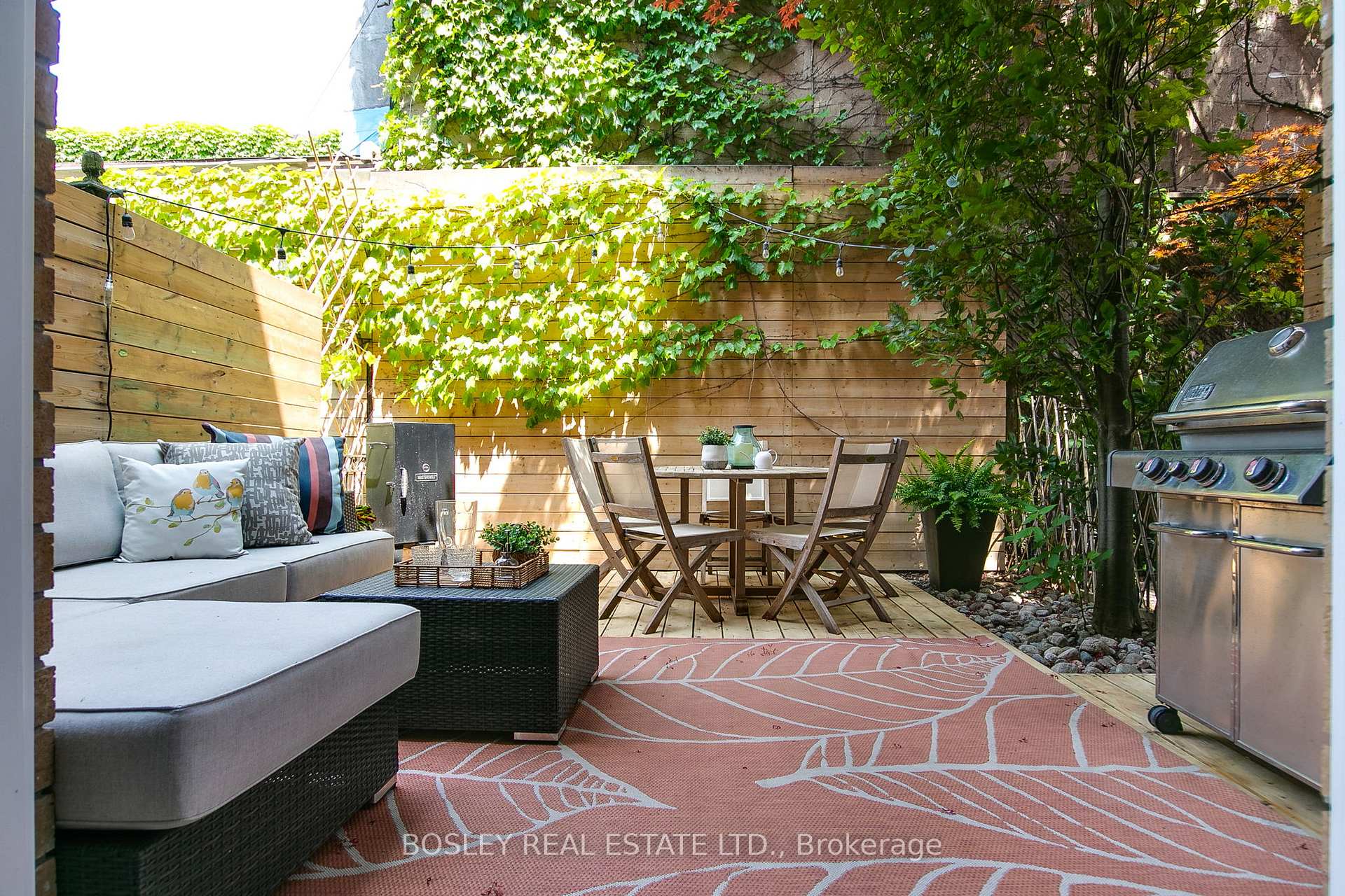 Photo 40 of 9 Agnes Lane, Toronto, Greenwood-Coxwell — HOMEH