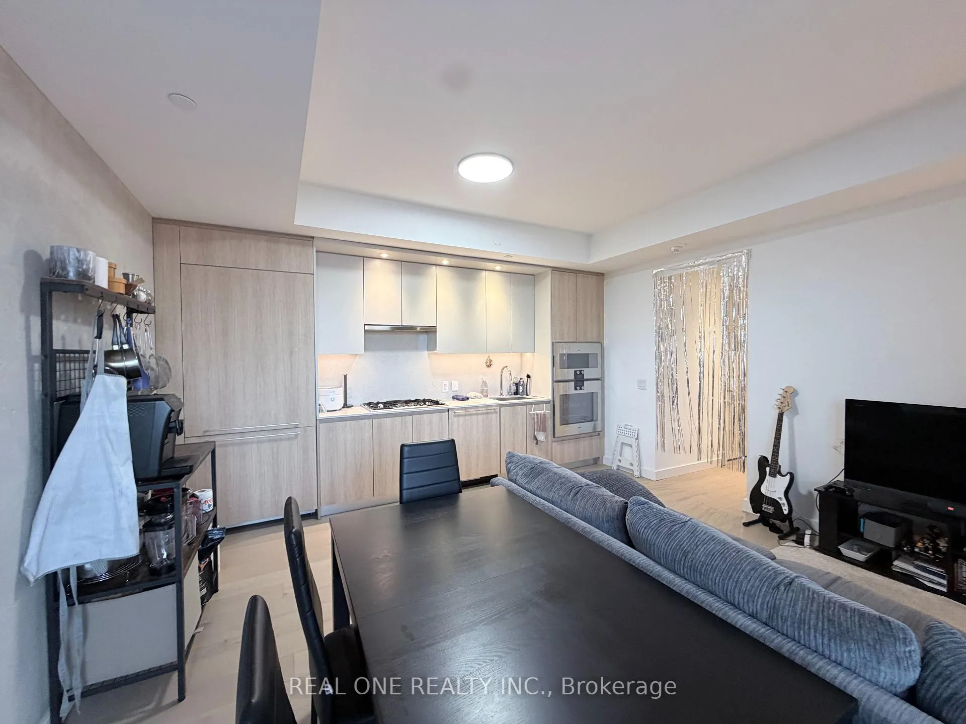 Photo 3 of Unit 1501, 81 Wellesley Street E, Toronto, Church-Yonge Corridor — HOMEH