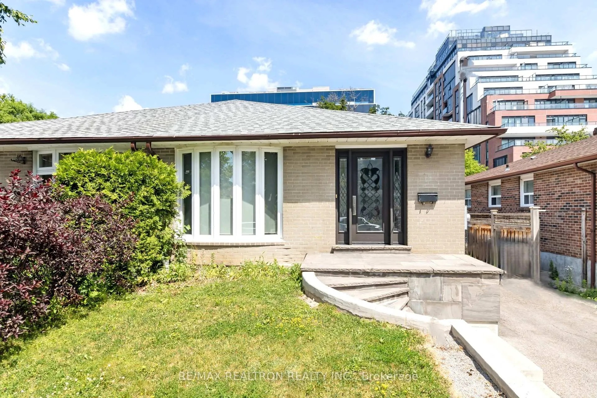 Front of 44 Caracas Road