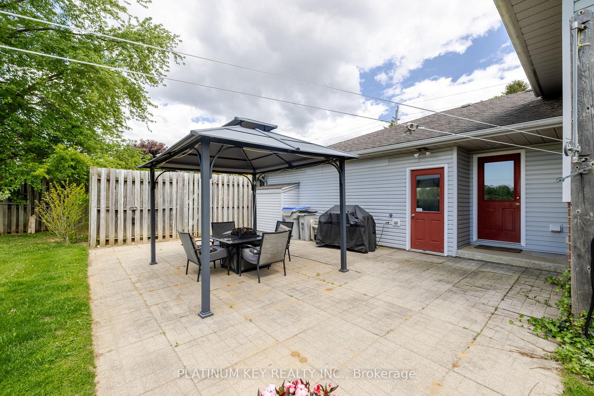 Photo 34 of 2245 Trillium Way, Strathroy-Caradoc, Mount Brydges — HOMEH