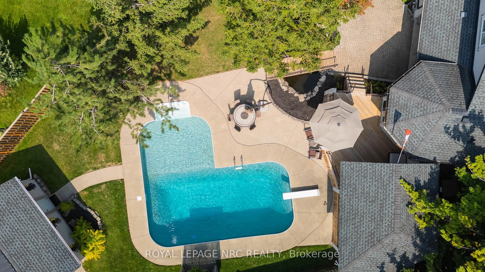 Photo 46 of 12 Fuller Crescent, Thorold, Confederation Heights — HOMEH