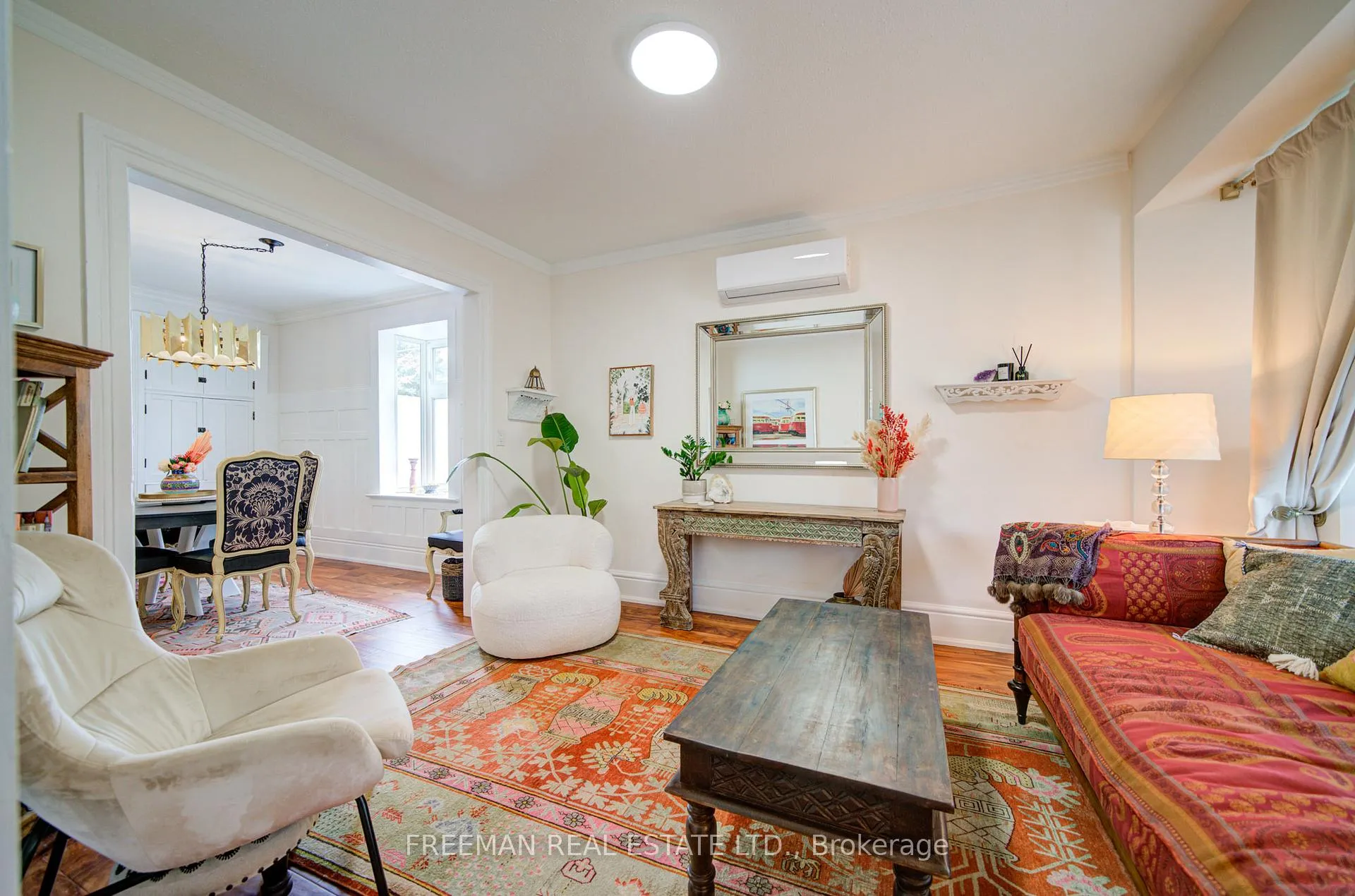 Photo 11 of 302 Evelyn Avenue, Toronto, Junction Area — HOMEH