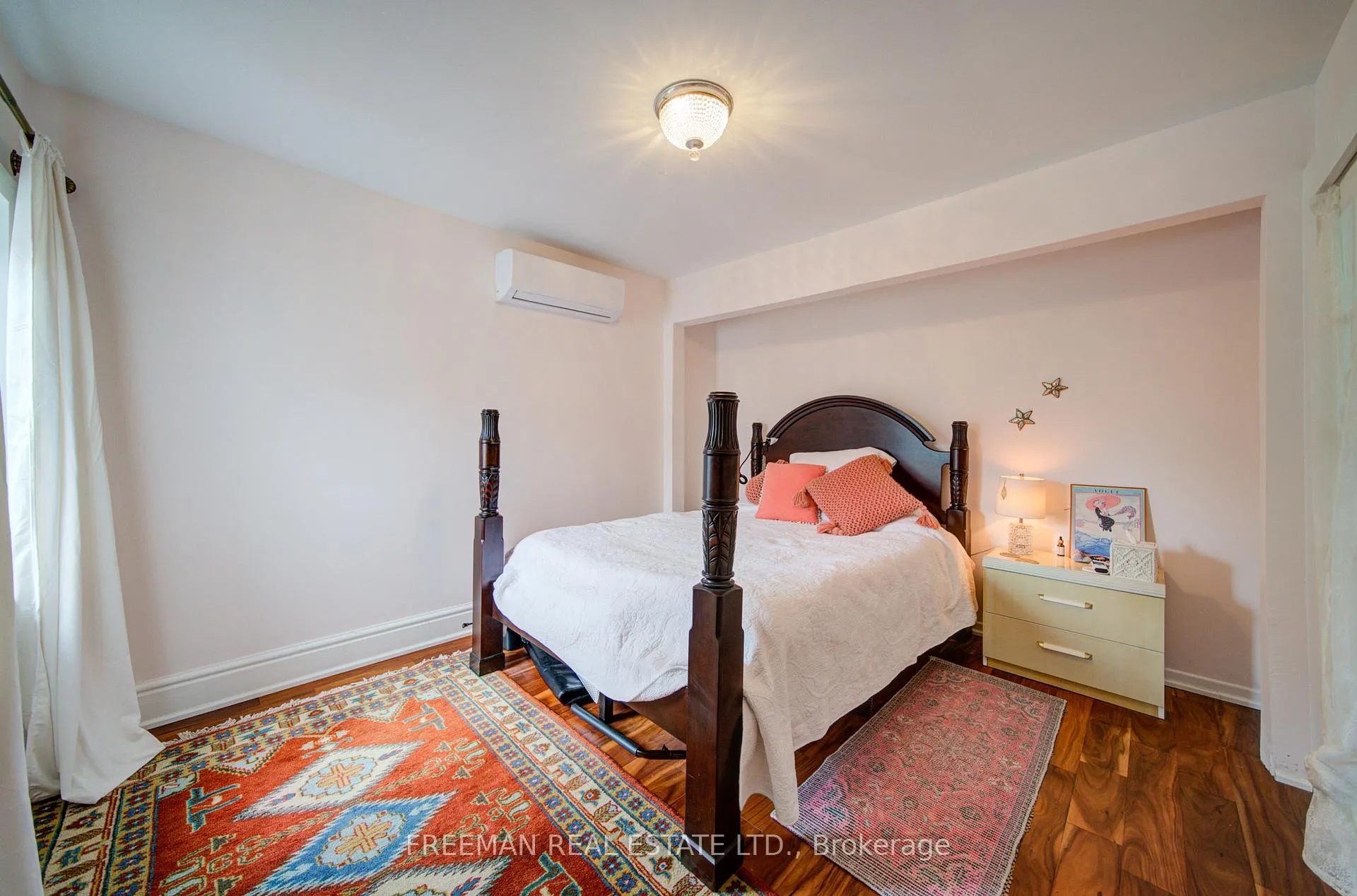 Photo 25 of 302 Evelyn Avenue, Toronto, Junction Area — HOMEH