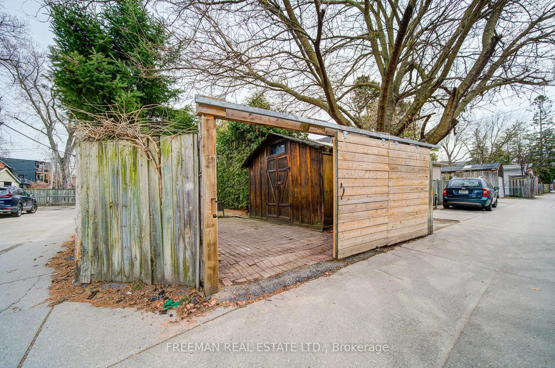 Photo 33 of 302 Evelyn Avenue, Toronto, Junction Area — HOMEH