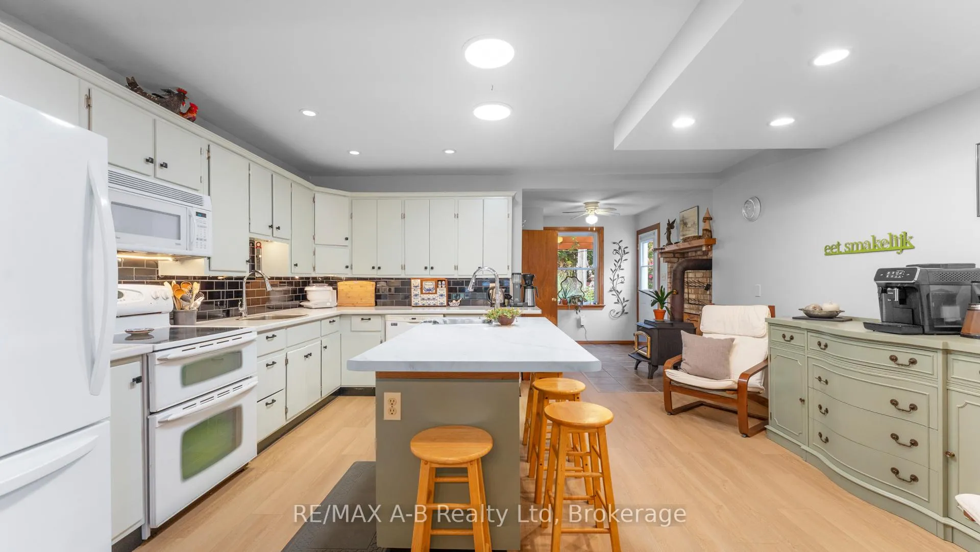 Photo 10 of 24189 Wellburn Road, Thames Centre, Rural Thames Centre — HOMEH