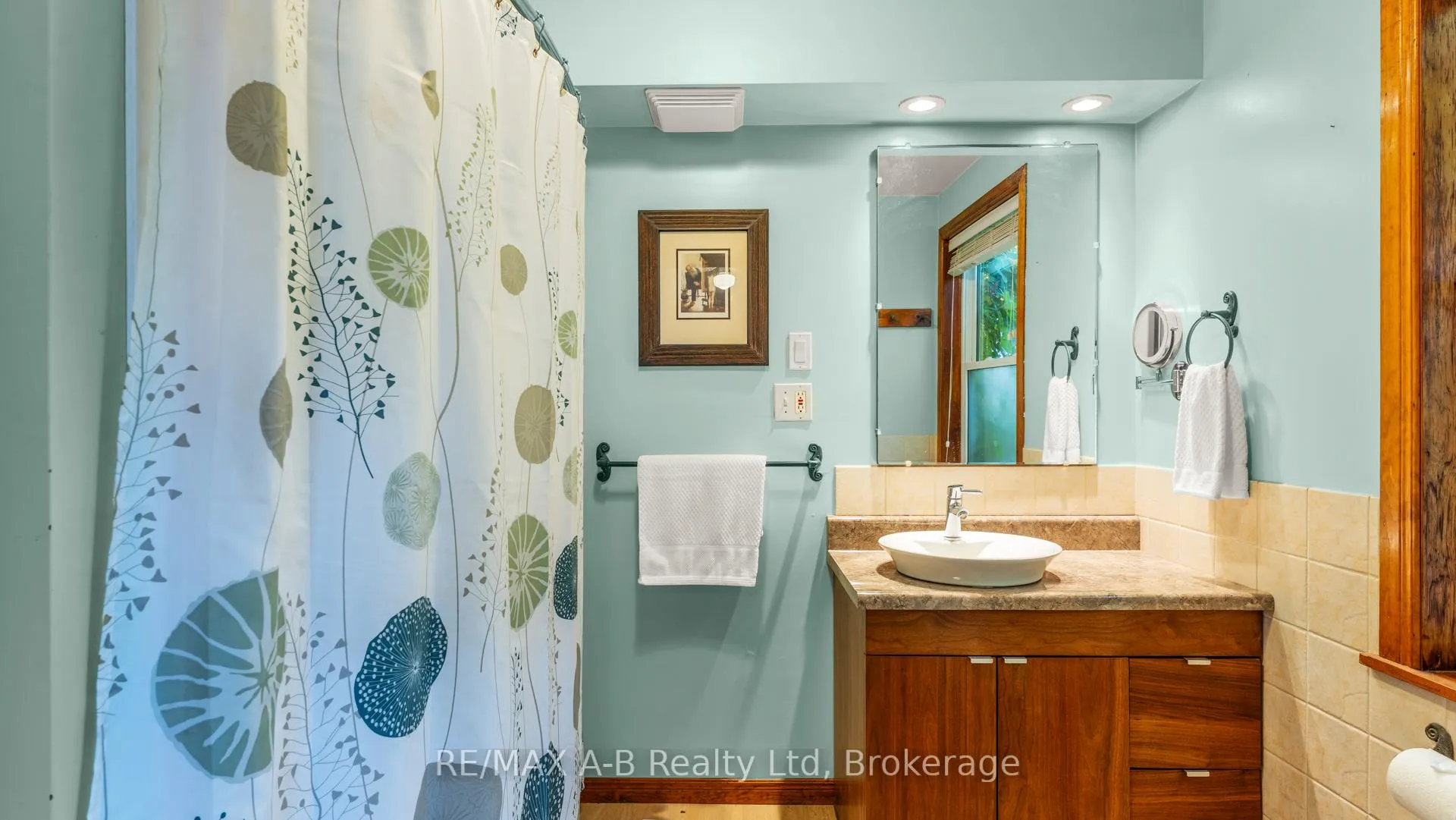 Photo 15 of 24189 Wellburn Road, Thames Centre, Rural Thames Centre — HOMEH