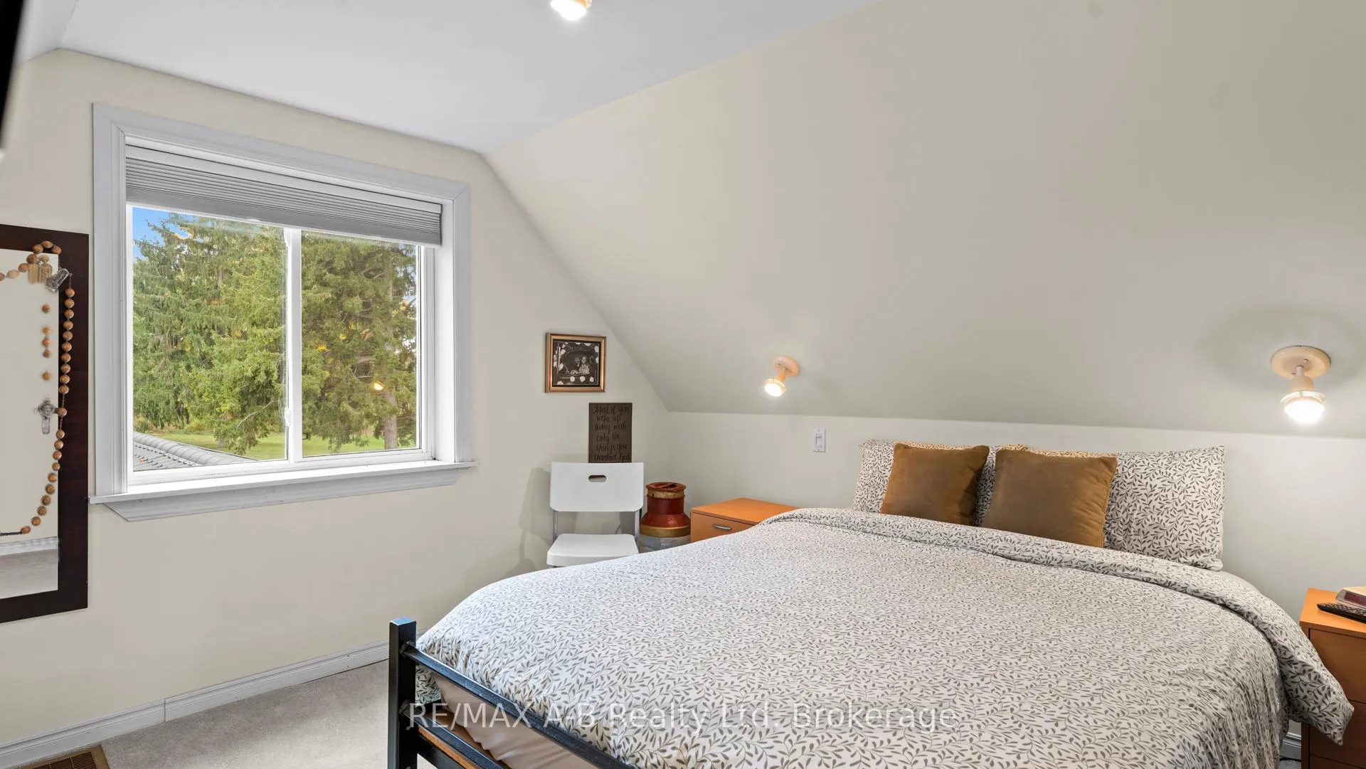Photo 26 of 24189 Wellburn Road, Thames Centre, Rural Thames Centre — HOMEH