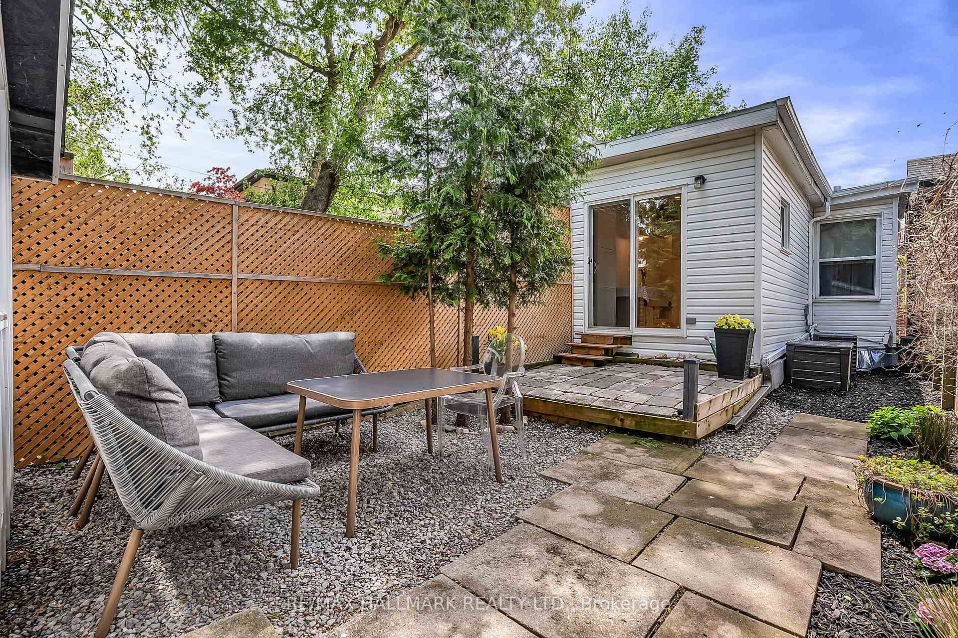 Photo 15 of 1043 Craven Road, Toronto, Greenwood-Coxwell — HOMEH