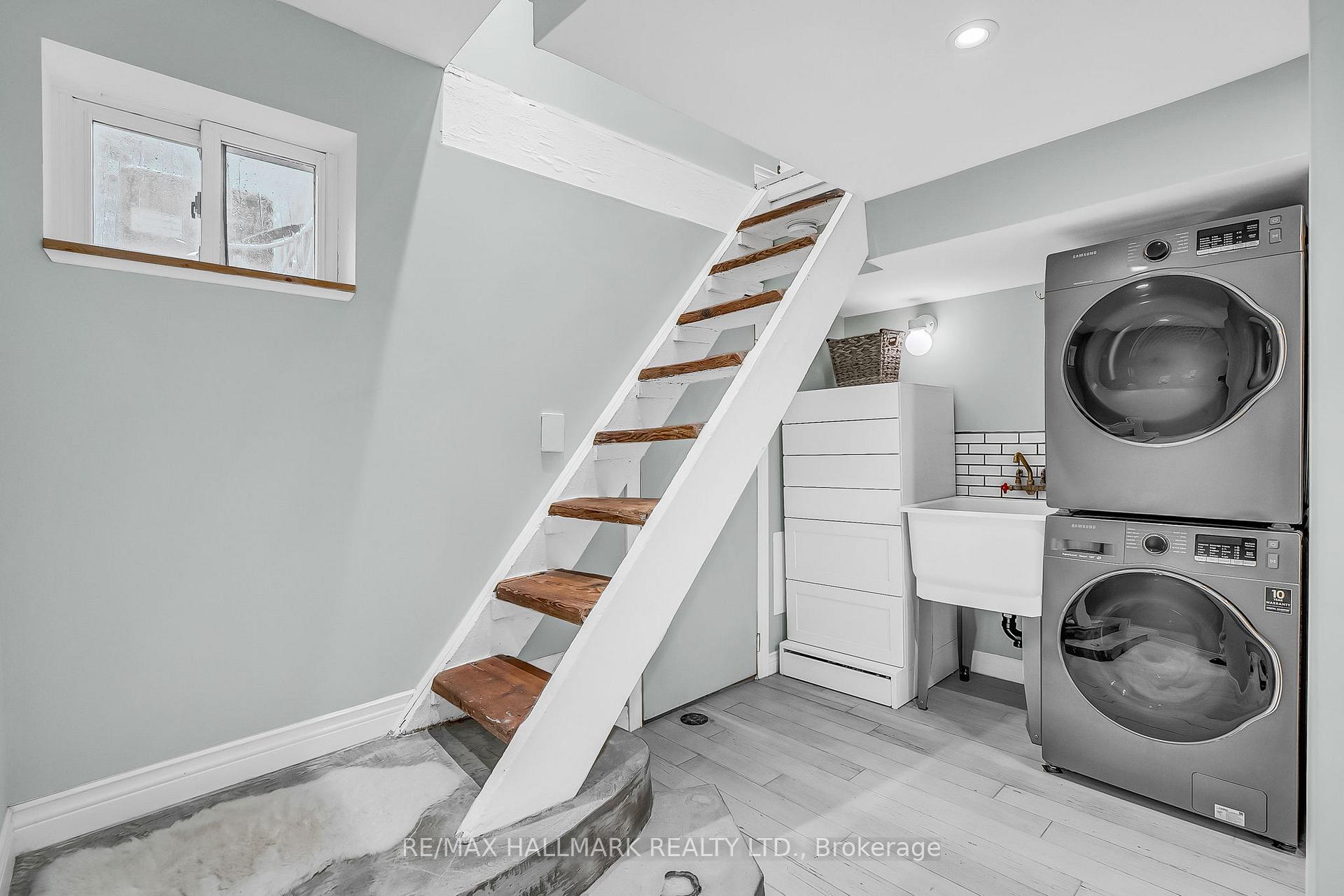 Photo 19 of 1043 Craven Road, Toronto, Greenwood-Coxwell — HOMEH