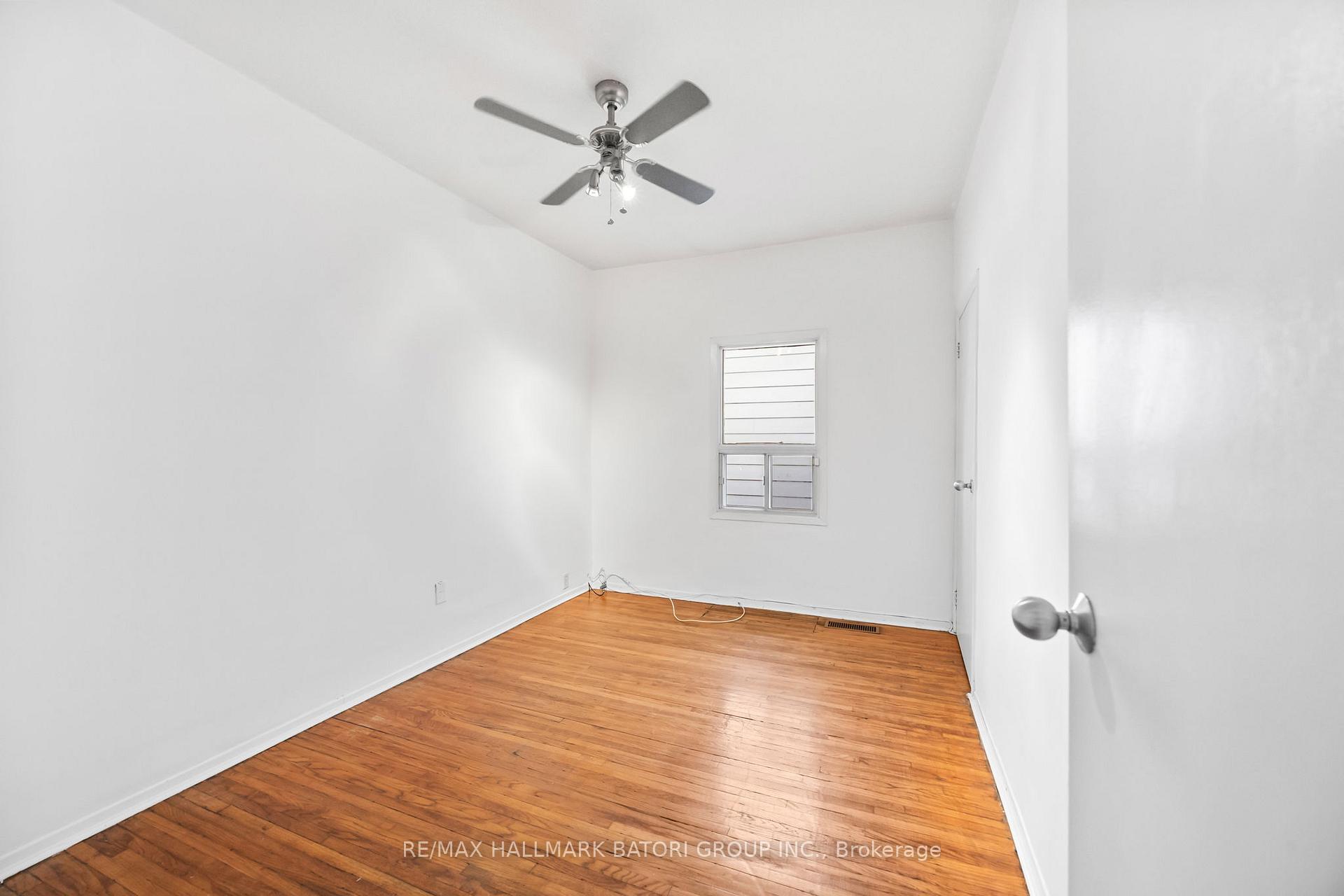 Photo 5 of 135 Kenwood Avenue, Toronto, Humewood-Cedarvale — HOMEH