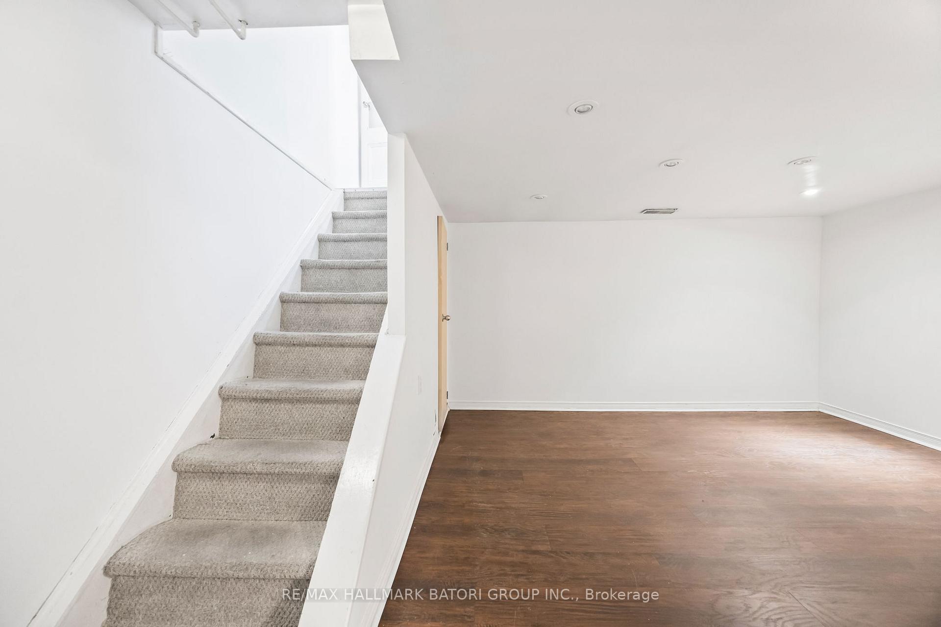 Photo 13 of 135 Kenwood Avenue, Toronto, Humewood-Cedarvale — HOMEH