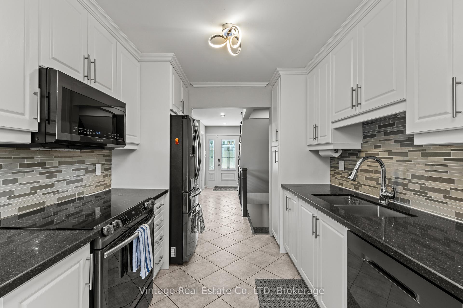 Photo 7 of 31 Remigio Court, Thorold, Confederation Heights — HOMEH