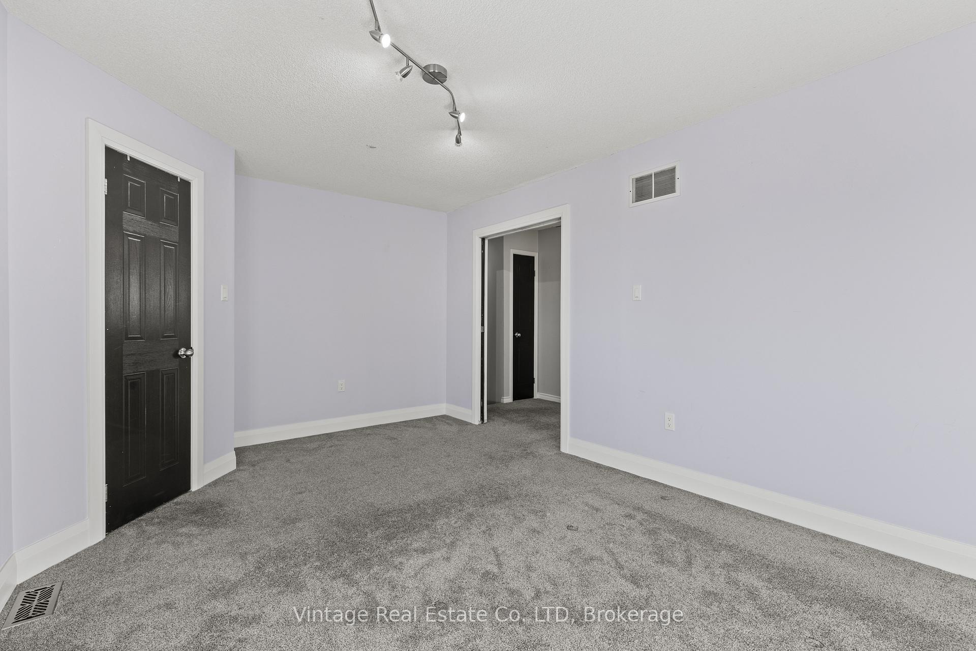 Photo 12 of 31 Remigio Court, Thorold, Confederation Heights — HOMEH