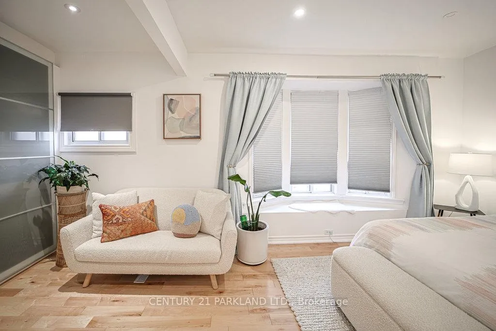 Photo 16 of 120 Curzon Street, Toronto, South Riverdale — HOMEH