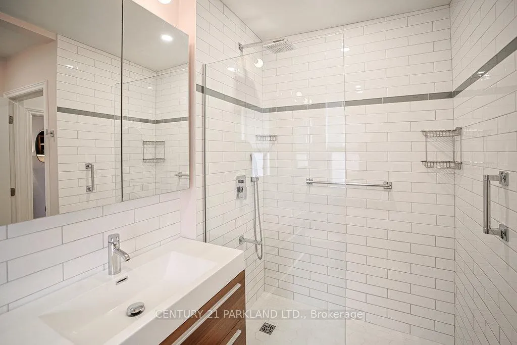 Photo 20 of 120 Curzon Street, Toronto, South Riverdale — HOMEH
