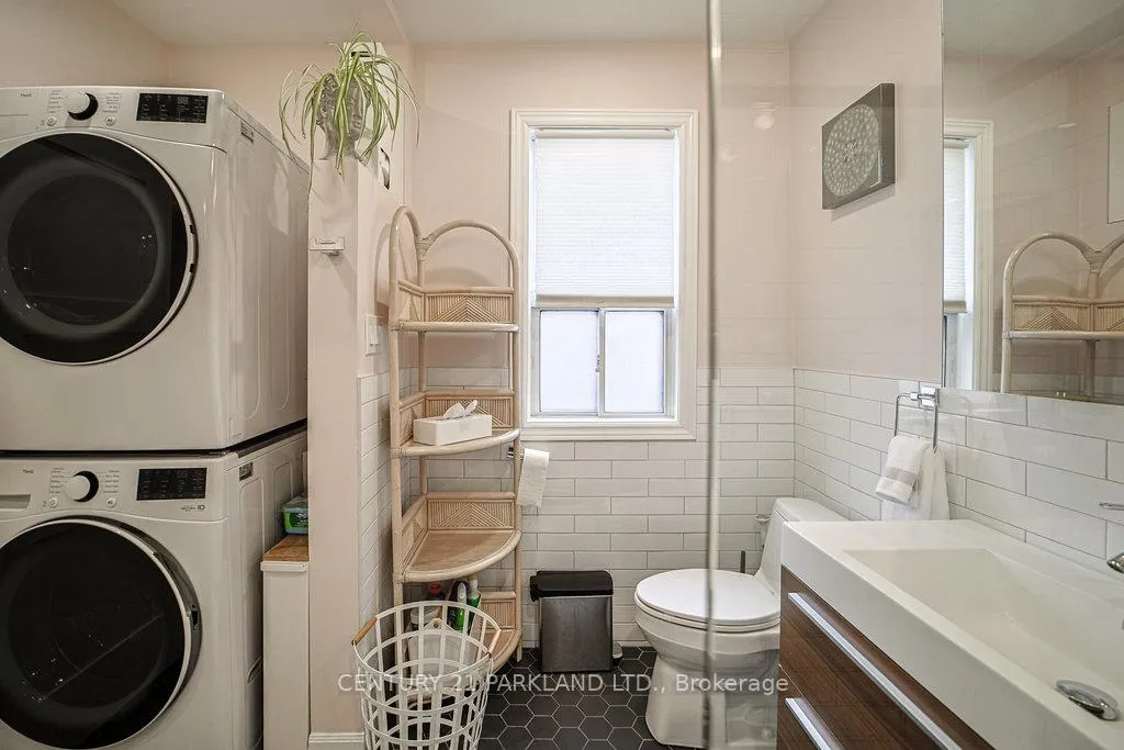 Photo 21 of 120 Curzon Street, Toronto, South Riverdale — HOMEH