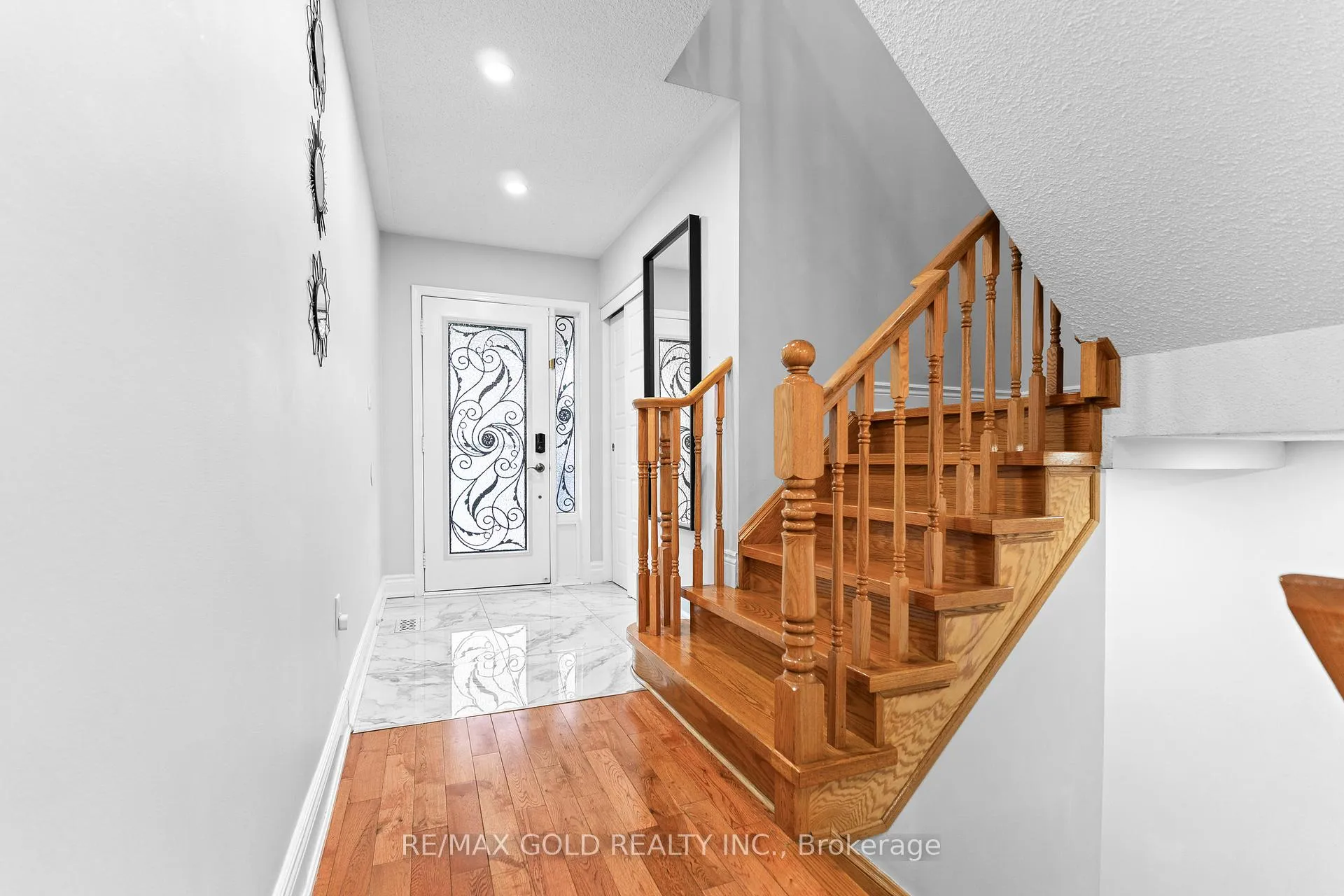 Photo 5 of 29 Zimmer Street, Brampton, Gore Industrial North — HOMEH