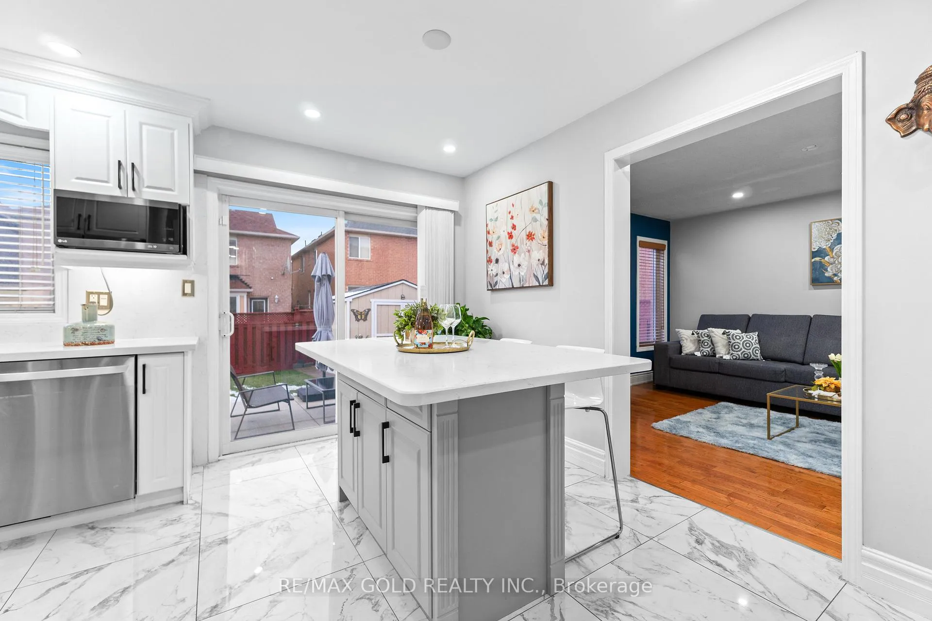 Photo 15 of 29 Zimmer Street, Brampton, Gore Industrial North — HOMEH