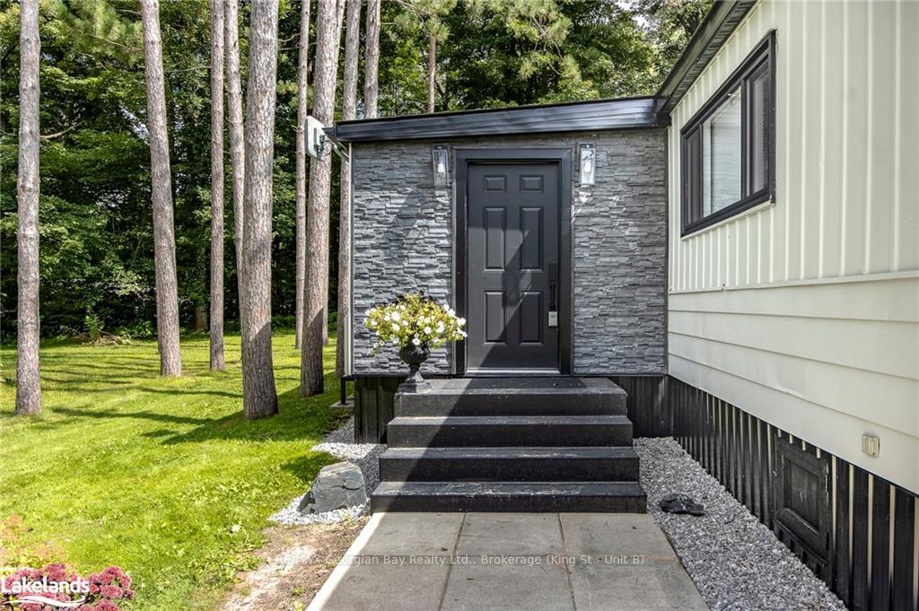 Photo 2 of Unit 18, 5263 Elliott Side Road, Tay, Rural Tay — HOMEH