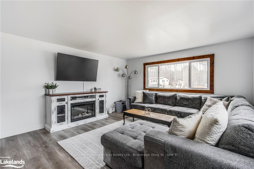 Photo 8 of Unit 18, 5263 Elliott Side Road, Tay, Rural Tay — HOMEH