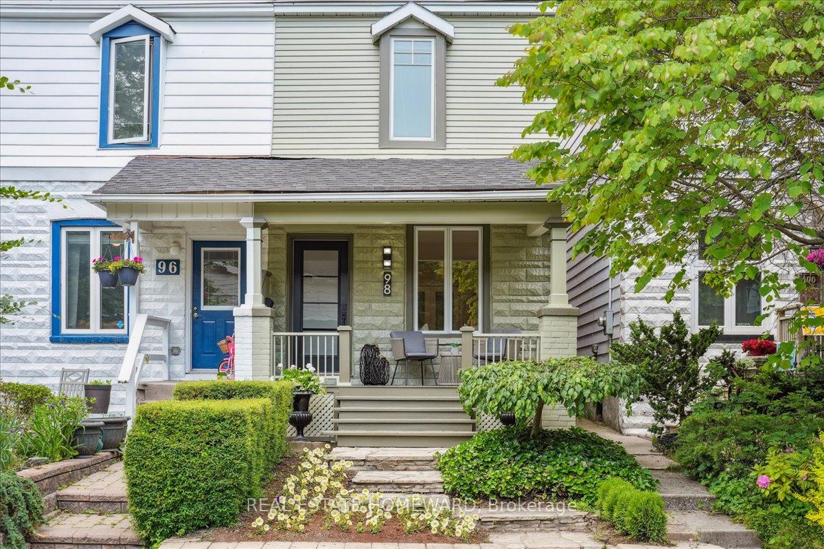 Photo 3 of 98 Sparkhall Avenue, Toronto, North Riverdale — HOMEH
