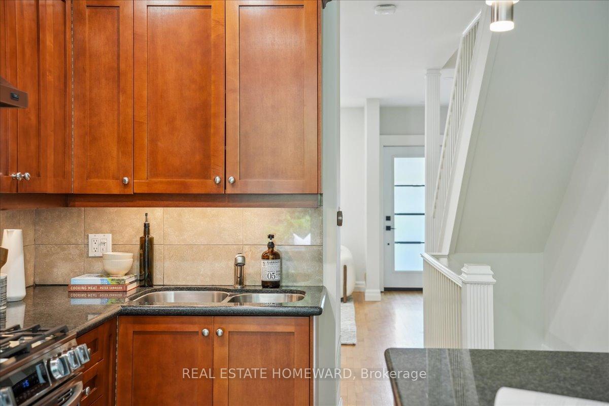 Photo 10 of 98 Sparkhall Avenue, Toronto, North Riverdale — HOMEH