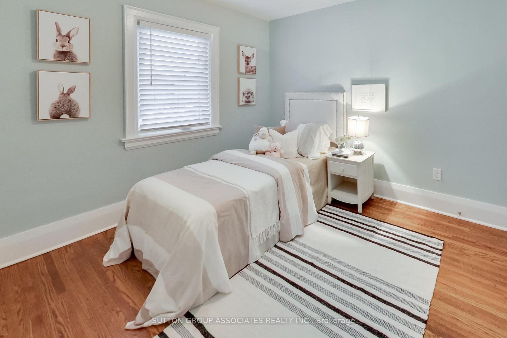 Photo 18 of 163 Maplewood Avenue, Toronto, Humewood-Cedarvale — HOMEH