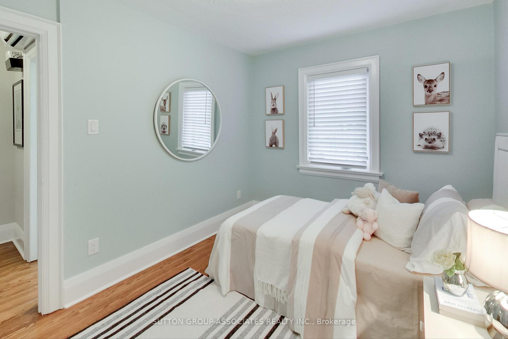 Photo 19 of 163 Maplewood Avenue, Toronto, Humewood-Cedarvale — HOMEH