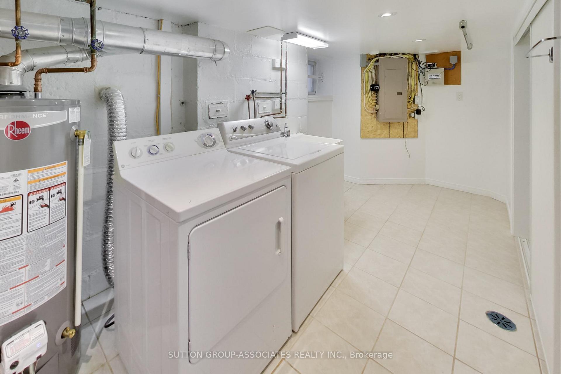 Photo 34 of 163 Maplewood Avenue, Toronto, Humewood-Cedarvale — HOMEH