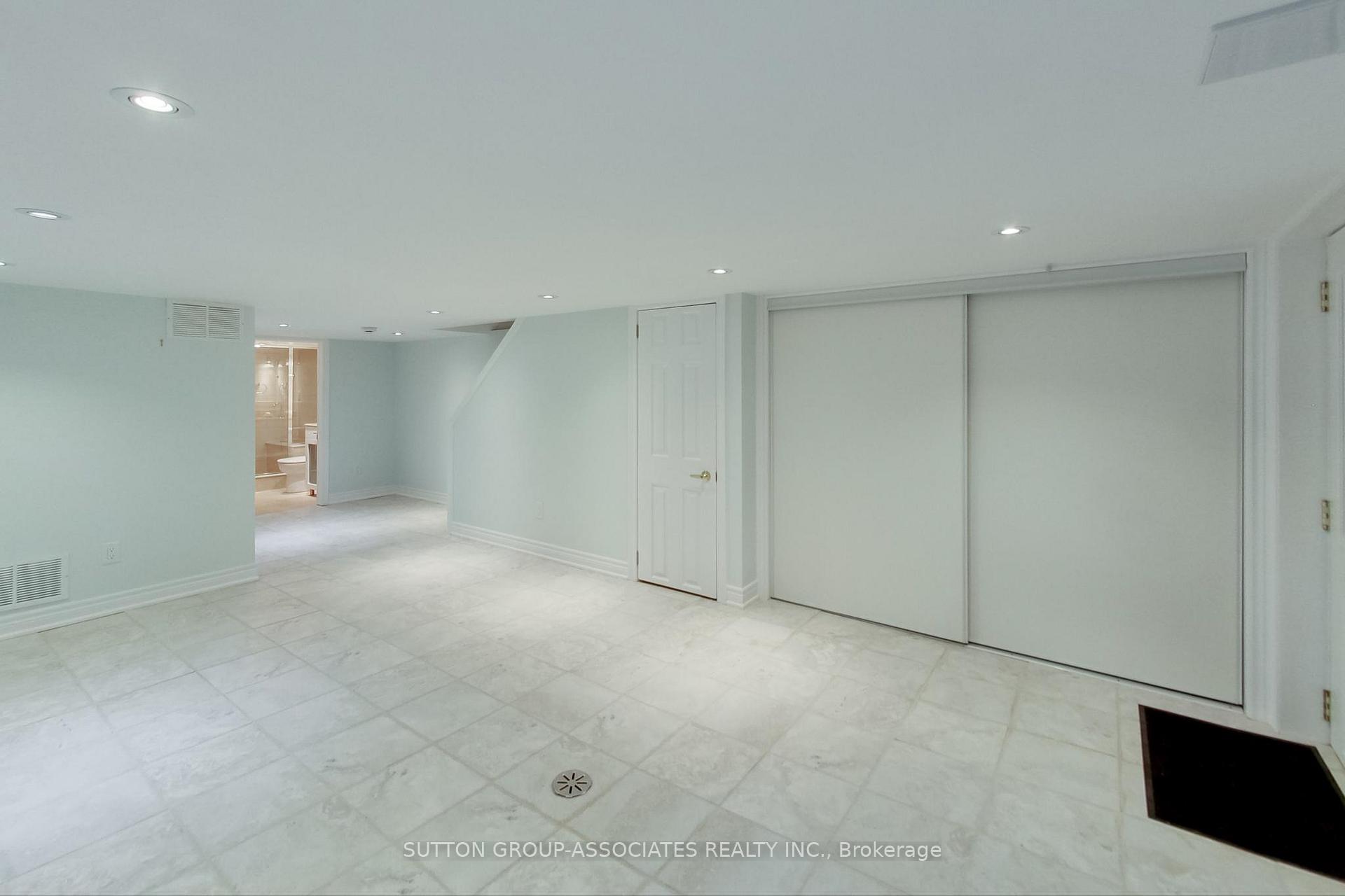 Photo 35 of 163 Maplewood Avenue, Toronto, Humewood-Cedarvale — HOMEH