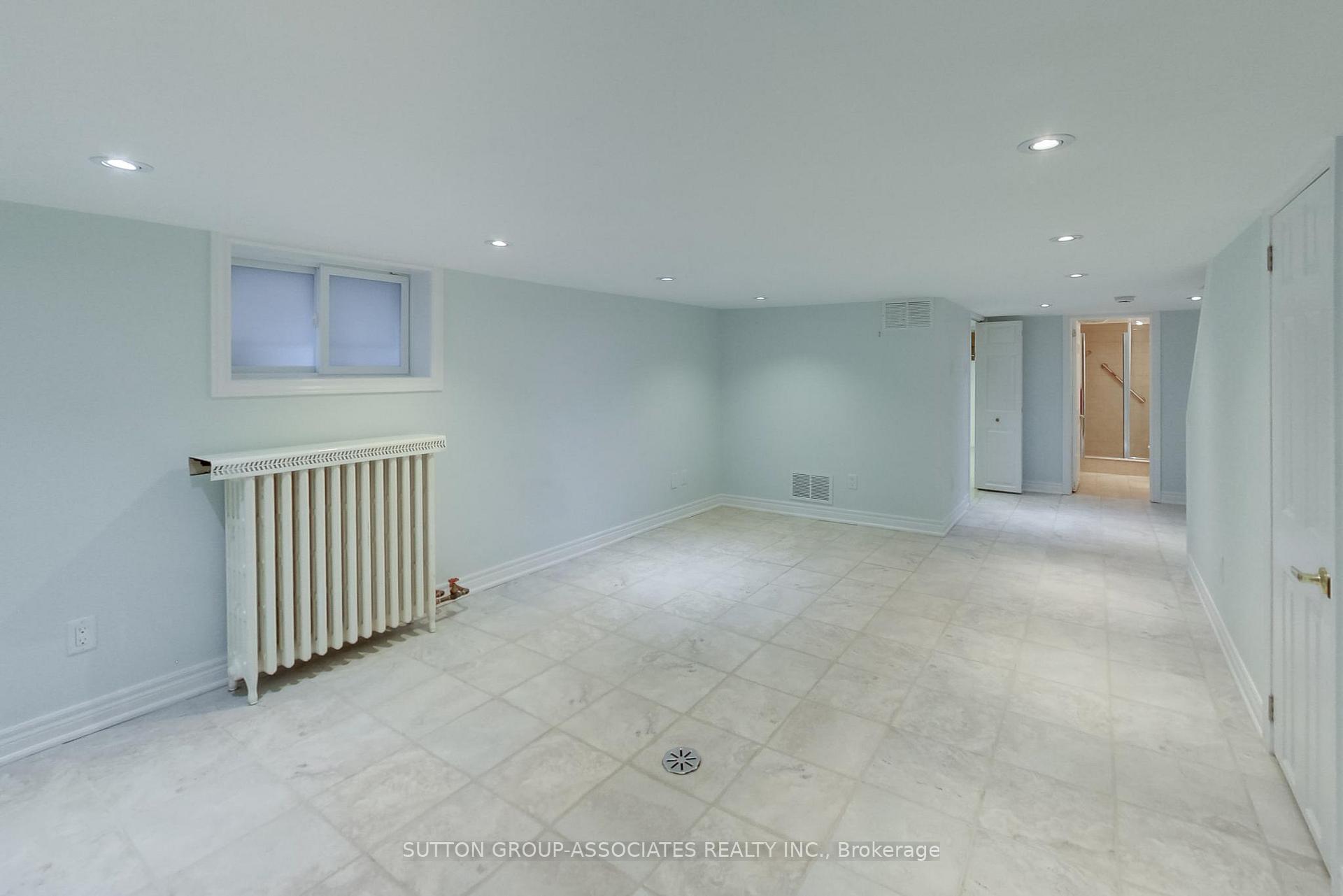 Photo 36 of 163 Maplewood Avenue, Toronto, Humewood-Cedarvale — HOMEH