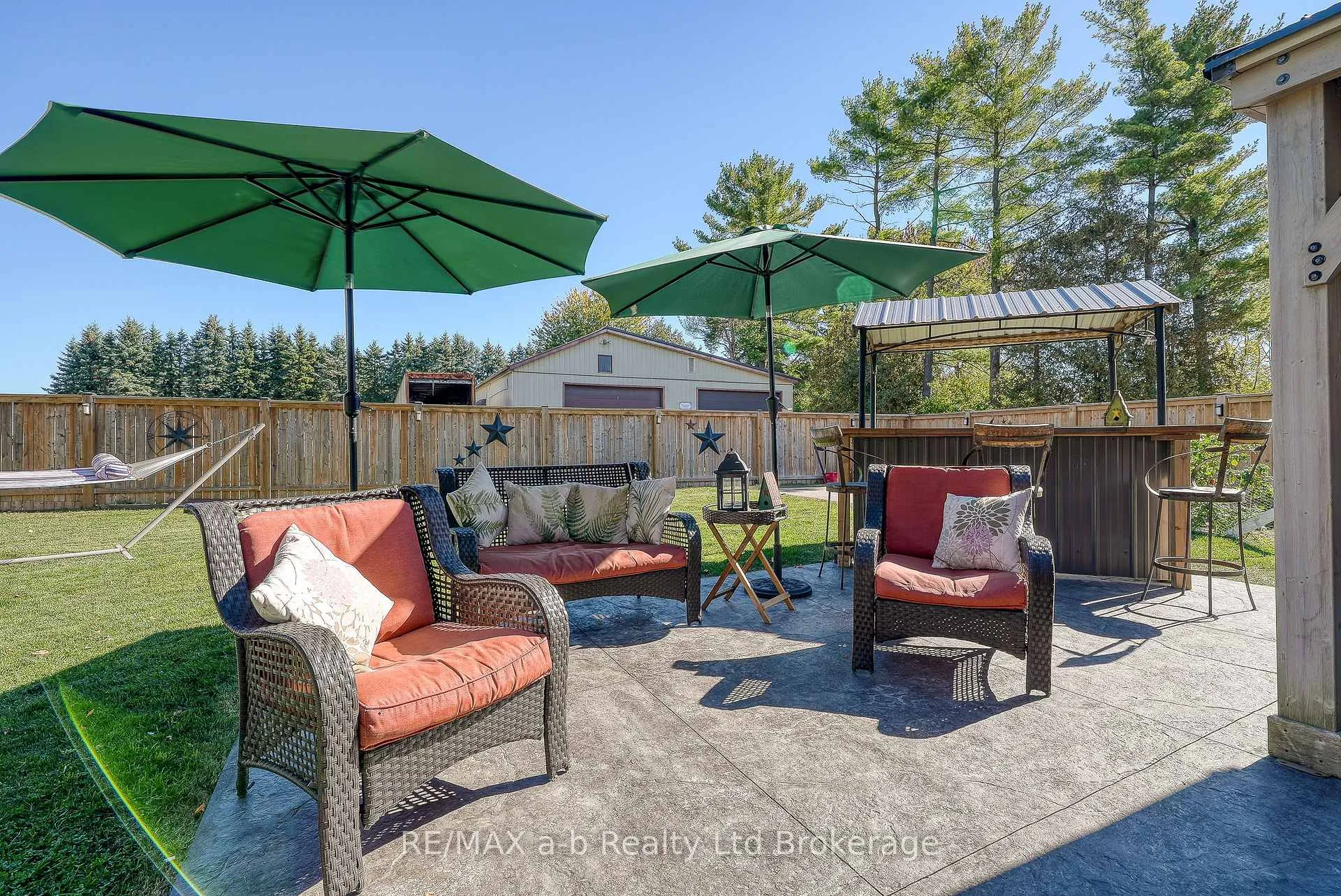 Photo 32 of 5924 Putnam Road, Thames Centre, Avon — HOMEH