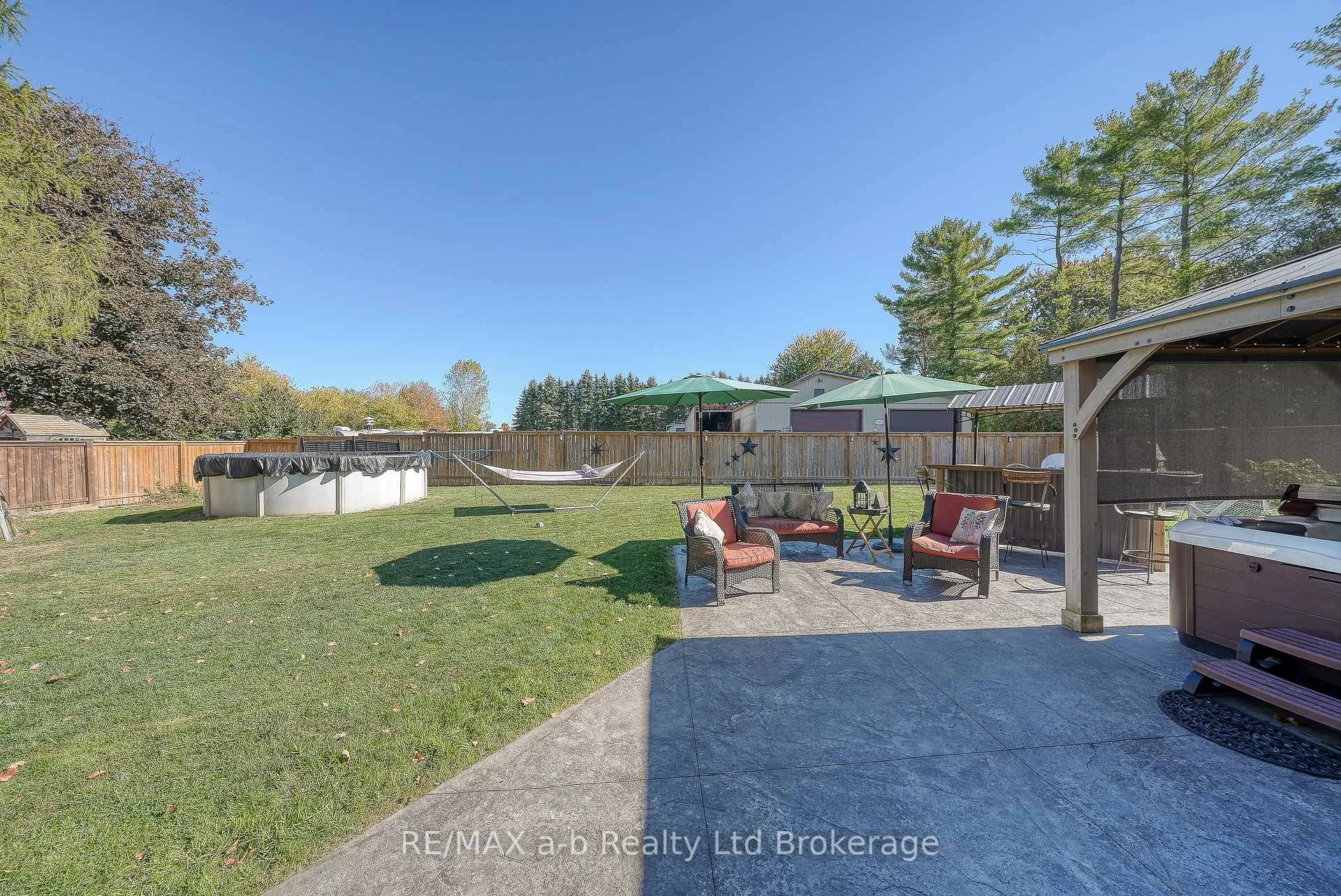 Photo 34 of 5924 Putnam Road, Thames Centre, Avon — HOMEH